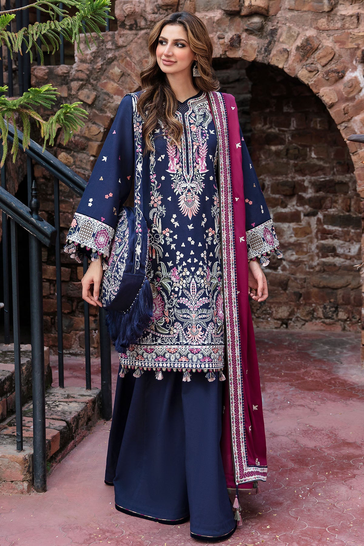 EMBROIDERED SLUB KHADDAR-DW23-D6