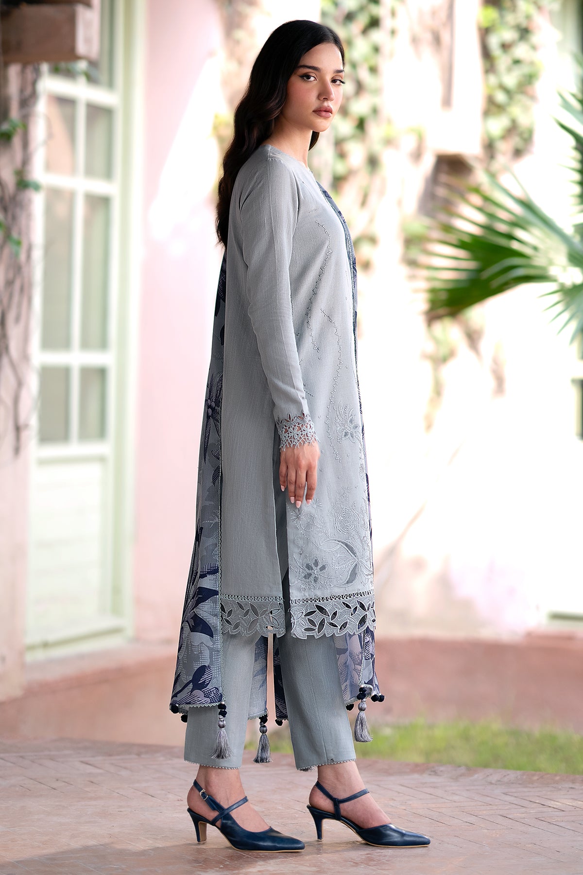 EMBROIDERED KHADDAR UW-0065