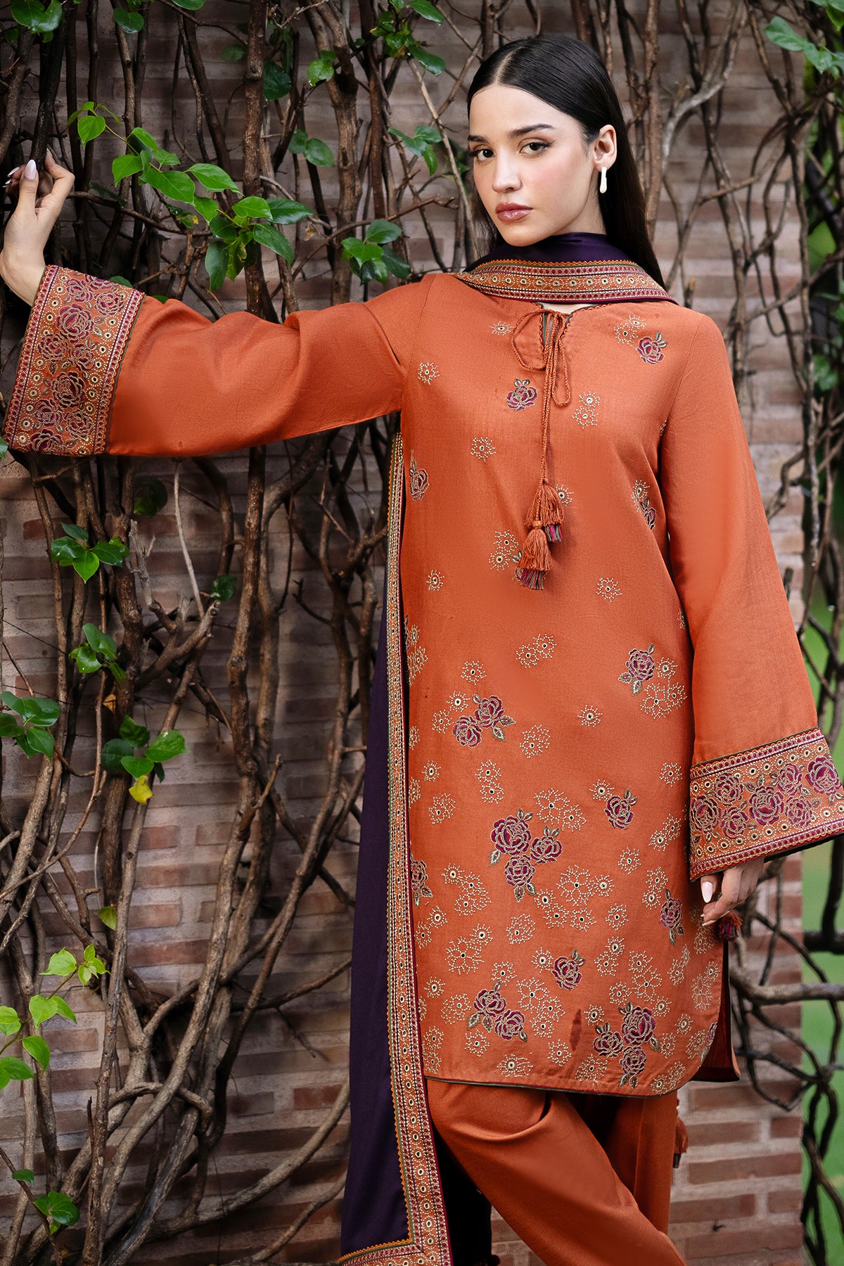 EMBROIDERED KHADDAR RTW-1138