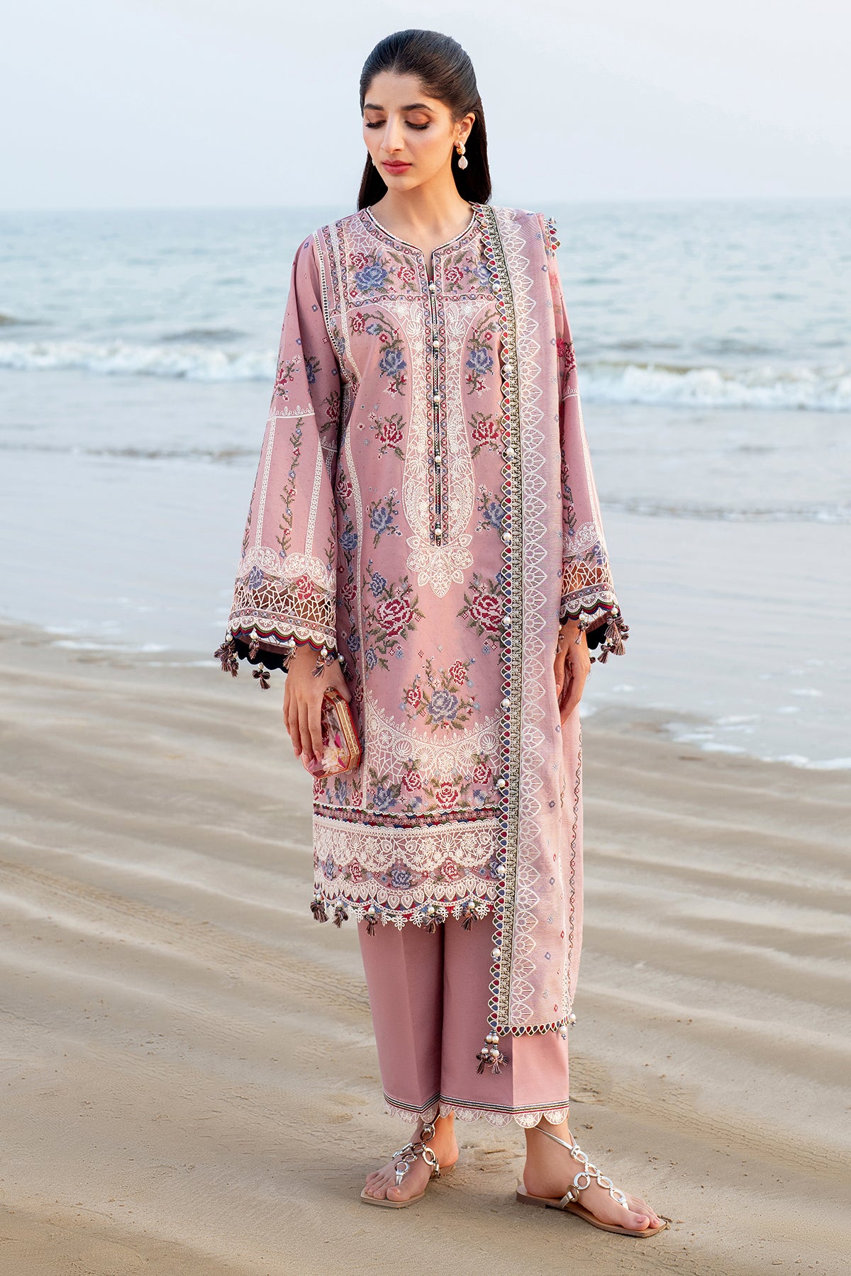 Embroidered Luxury Lawn SL25-D2