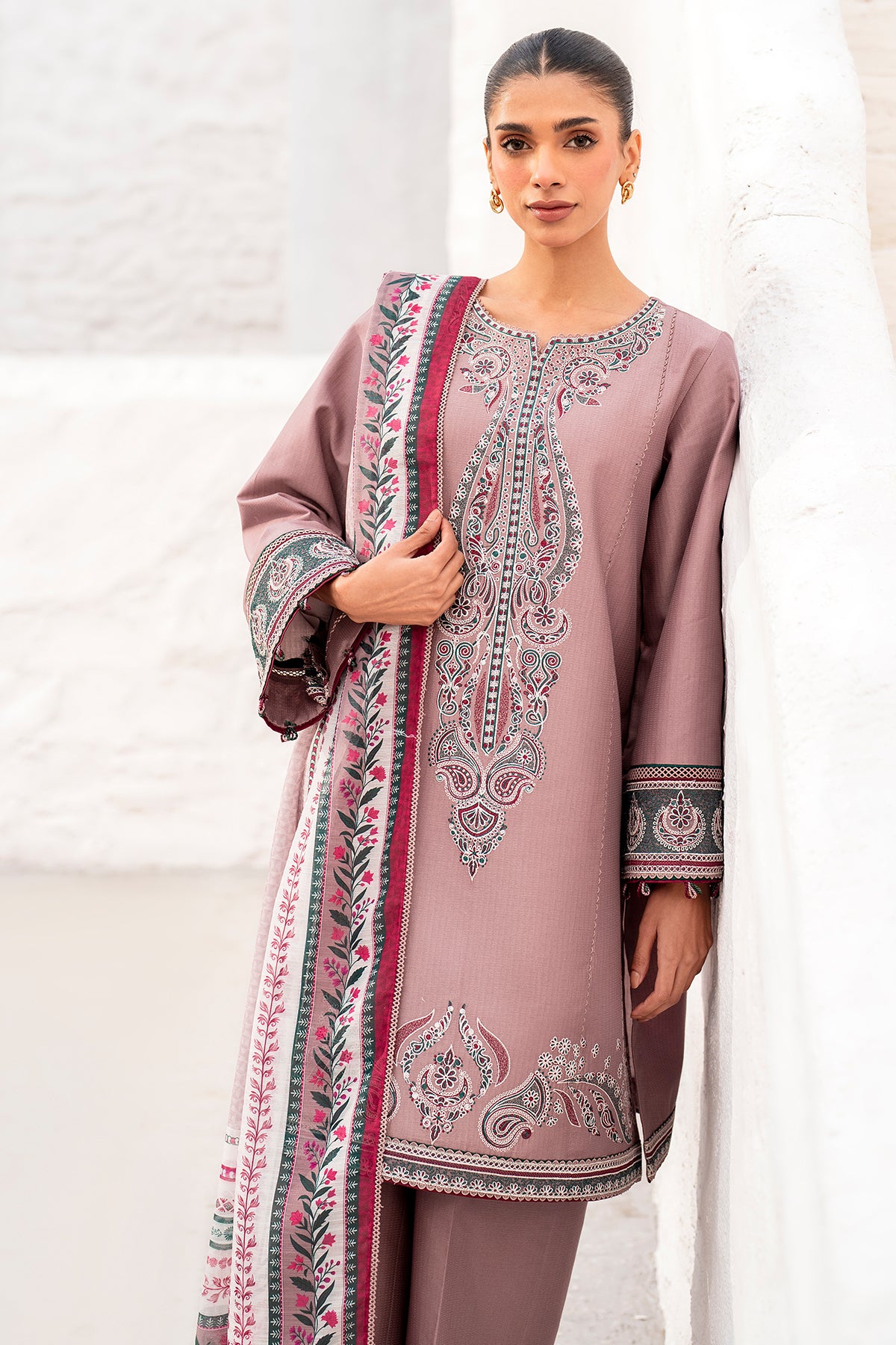 EMBROIDERED DOBBY LAWN USE-9135