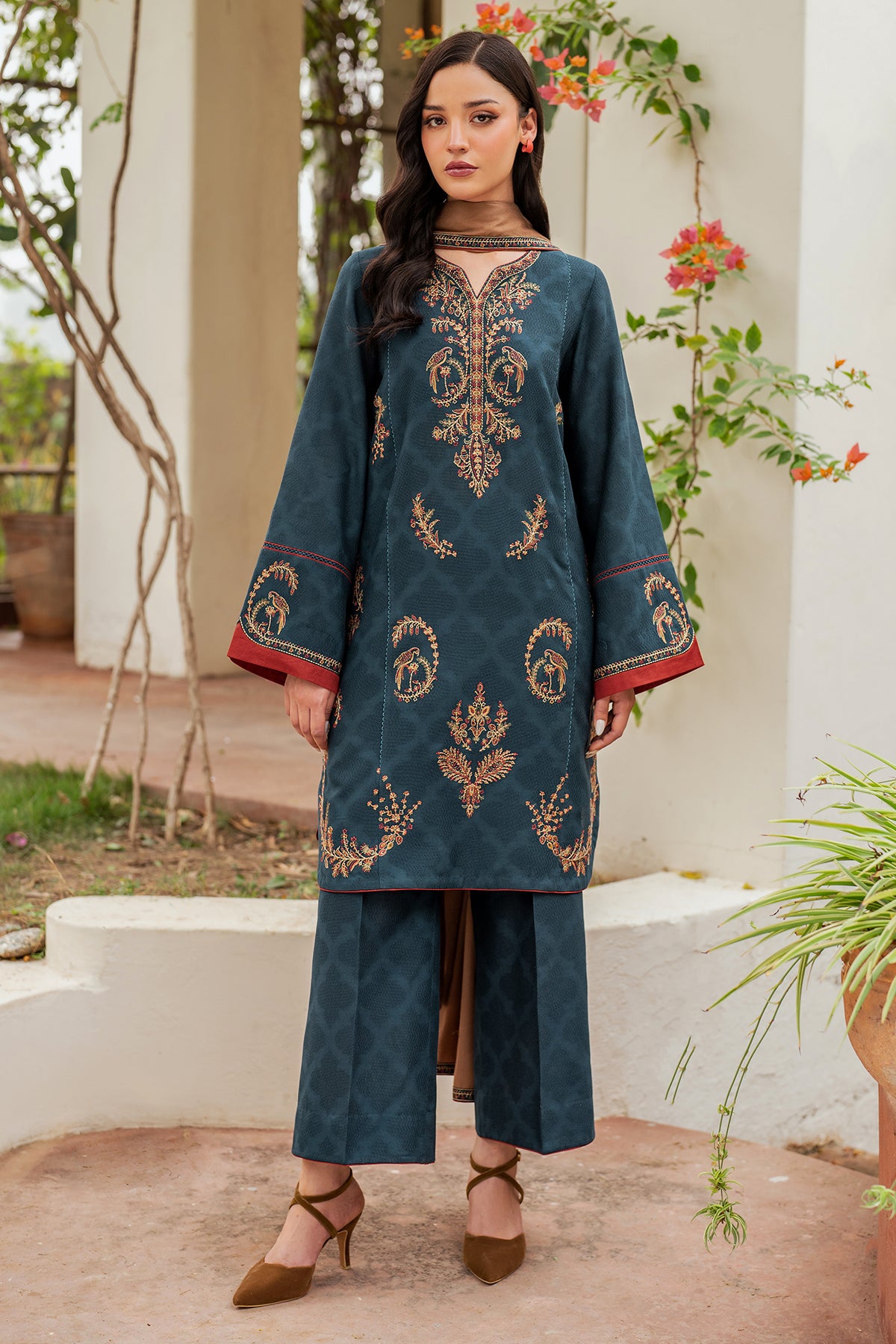 EMBROIDERED JACQUARD KHADDAR UW-0116