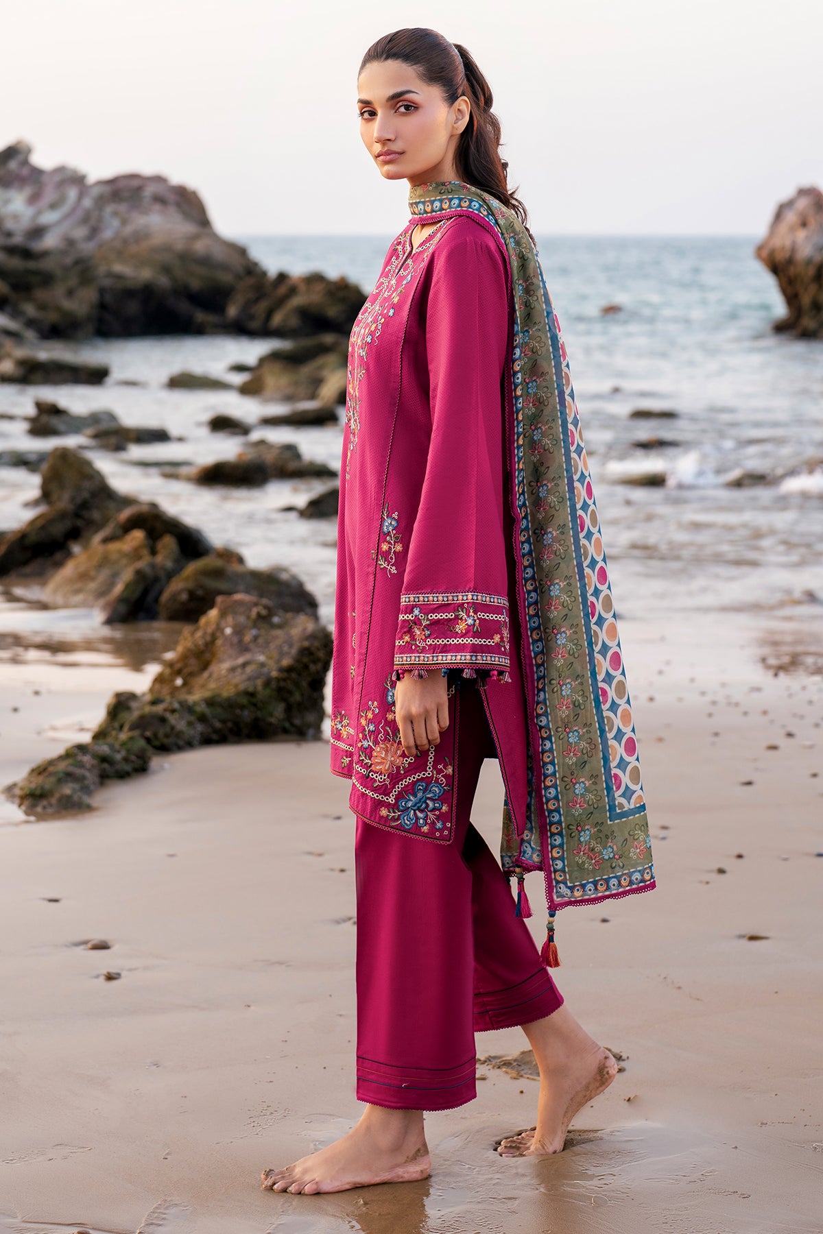 EMBROIDERED DOBBY LAWN USE-9161