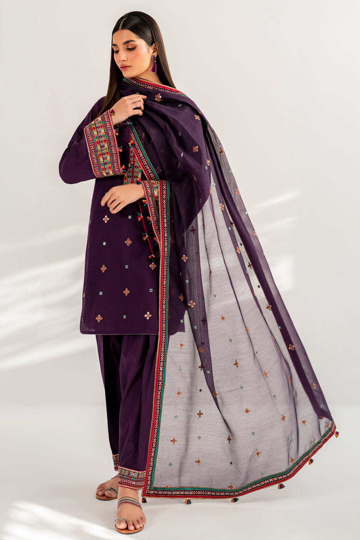 Embroidered Dobby Lawn USE - 9088