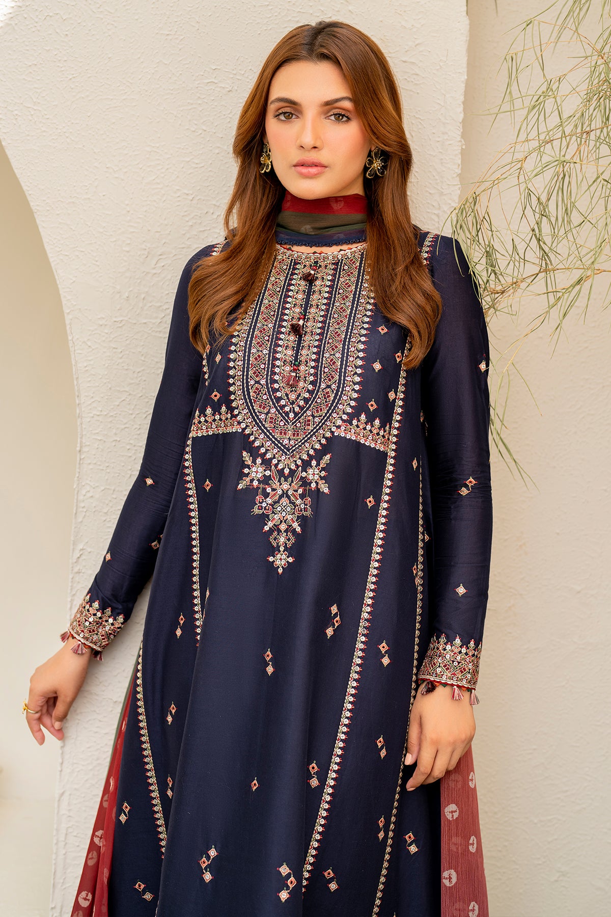 EMBROIDERED LAWN USE-9048