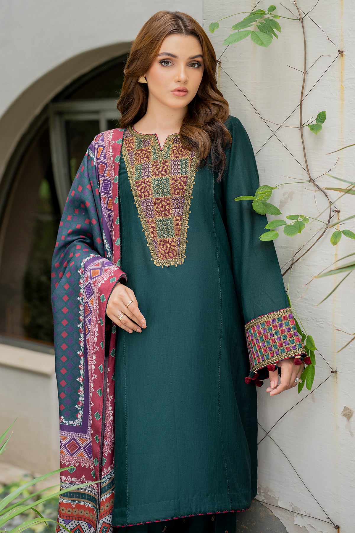 EMBROIDERED KHADDAR RTW-1139