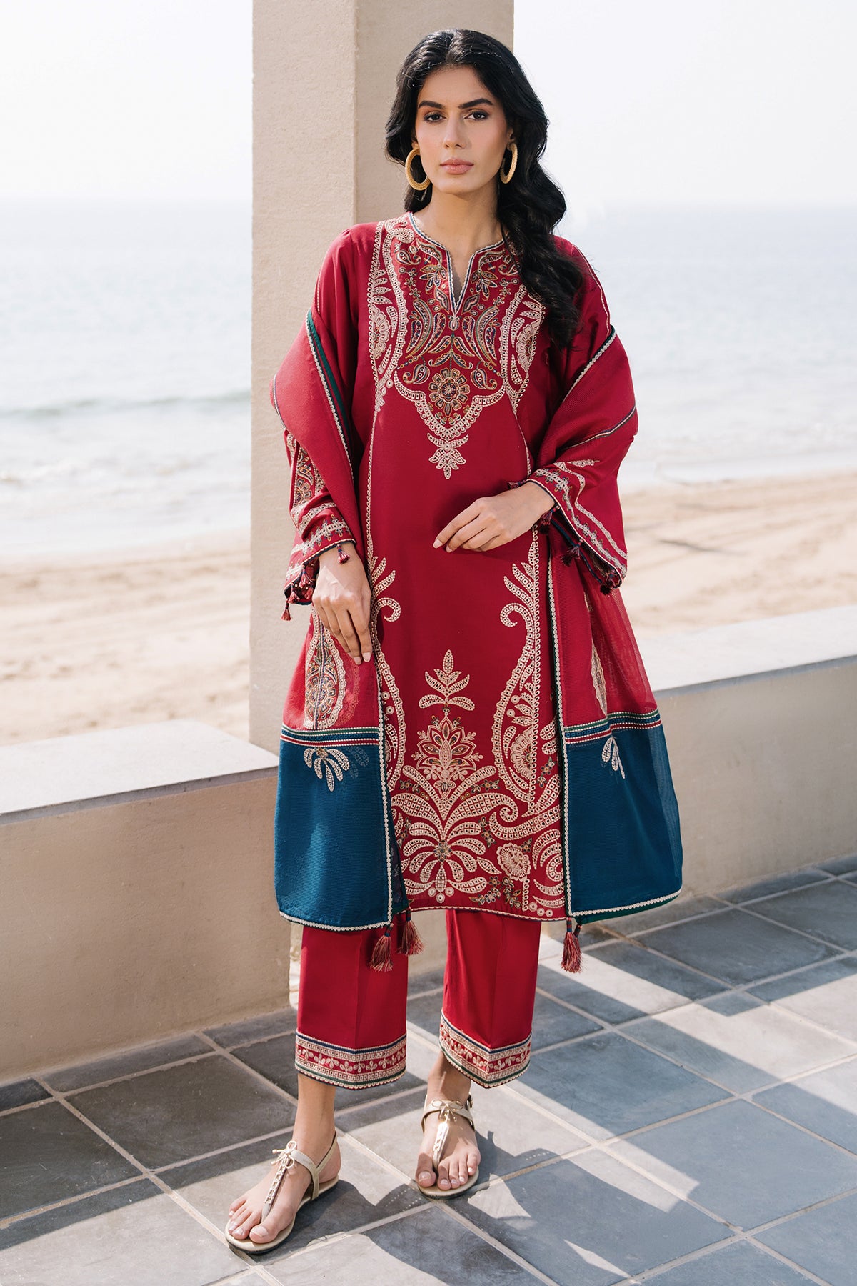 EMBROIDERED LAWN USE-9191