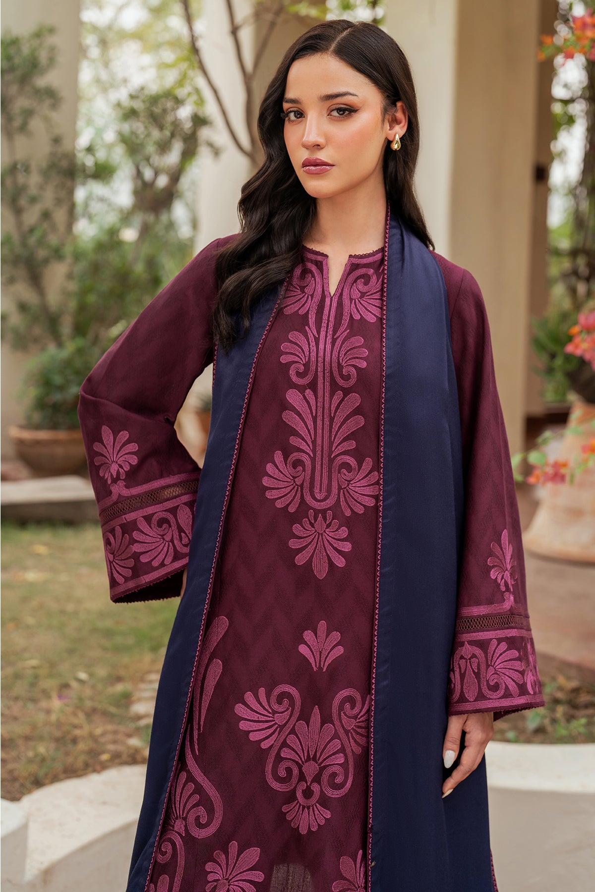 EMBROIDERED JACQUARD KHADDAR UW-0115