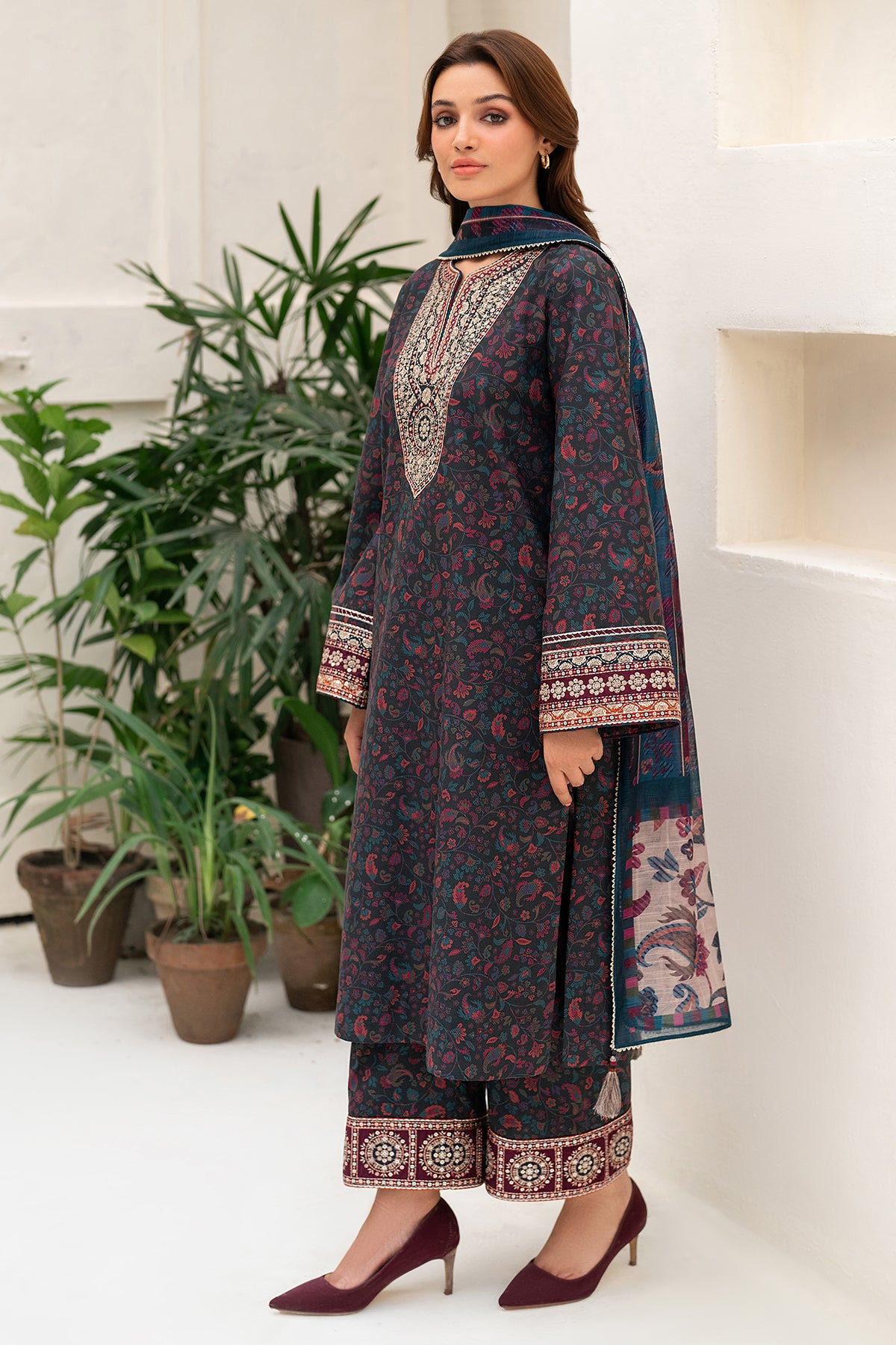 EMBROIDERED PREMIUM VISCOSE UW-0098