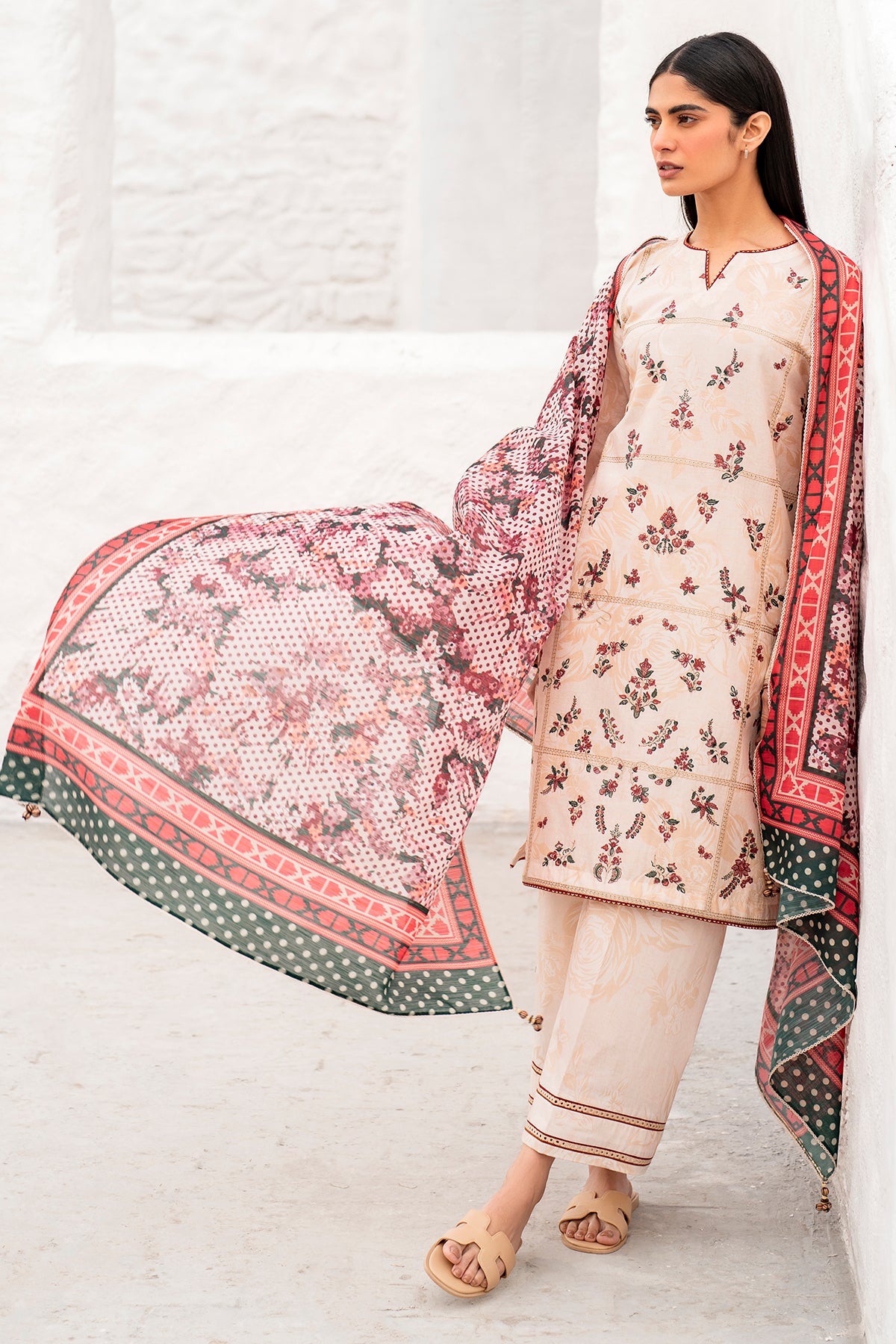 EMBROIDERED LAWN USE-9122