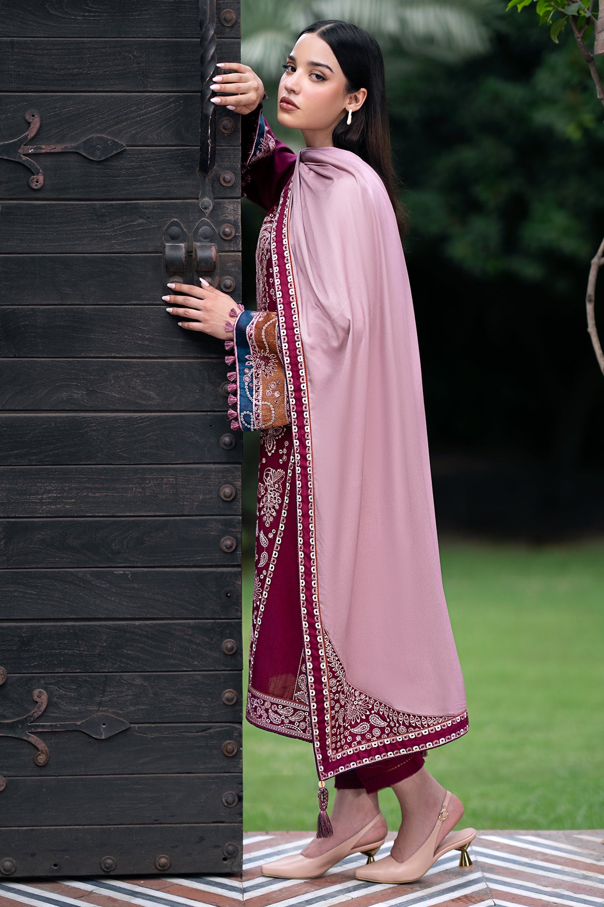 EMBROIDERED KHADDAR UW-0067