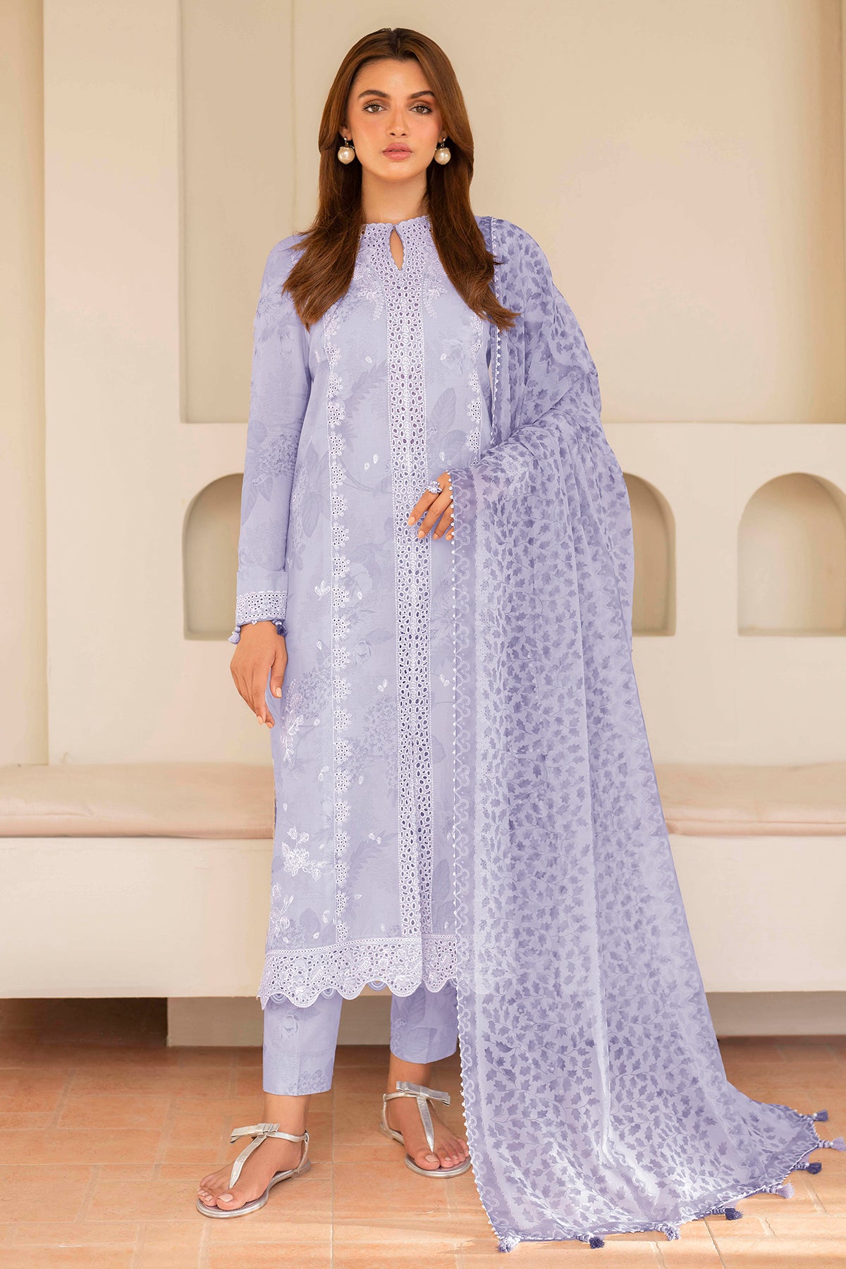 EMBROIDERED LAWN USE-9049