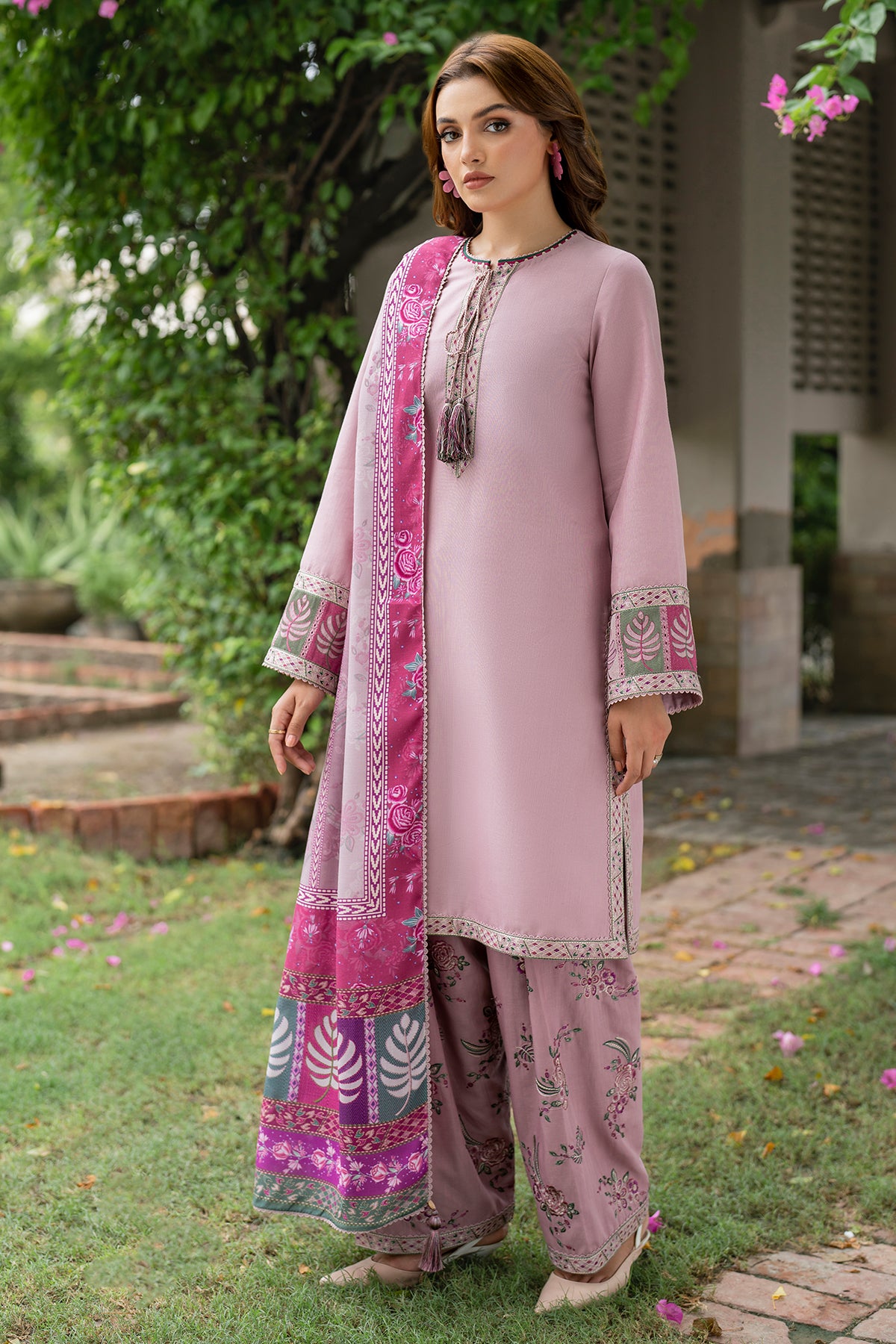 EMBROIDERED KHADDAR UW-0055