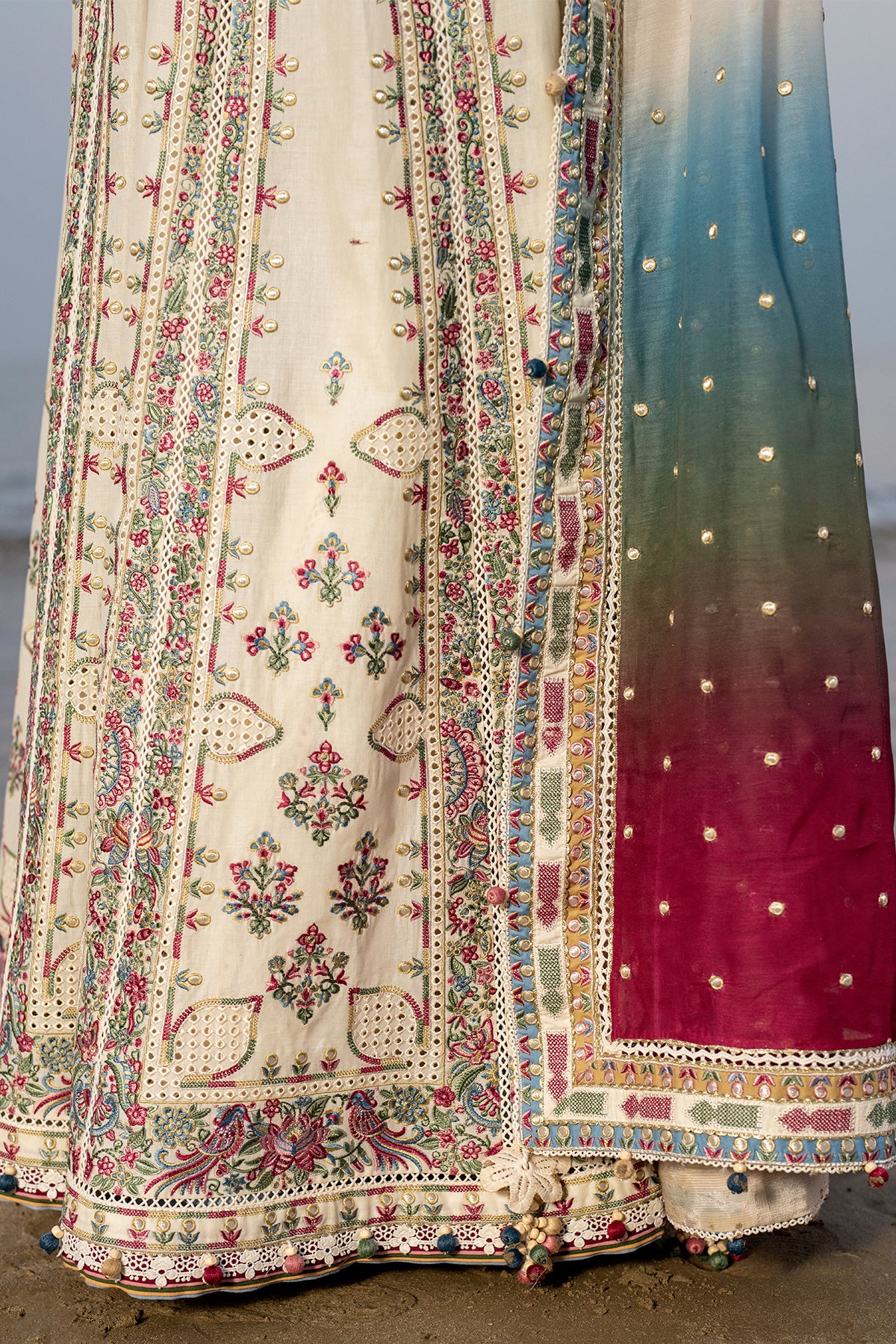 Embroidered Luxury Lawn SL25-D9