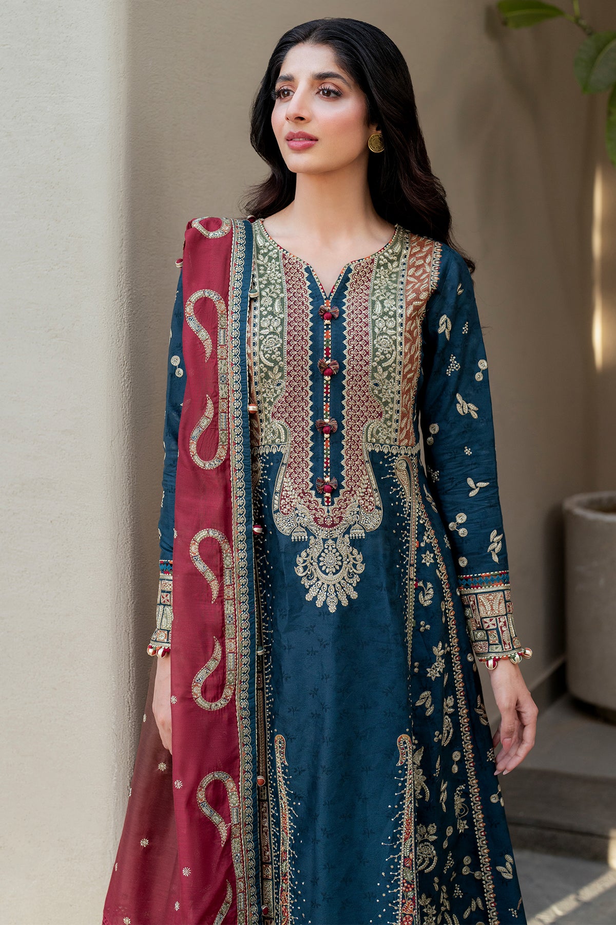 Embroidered Luxury Lawn SL25-D3