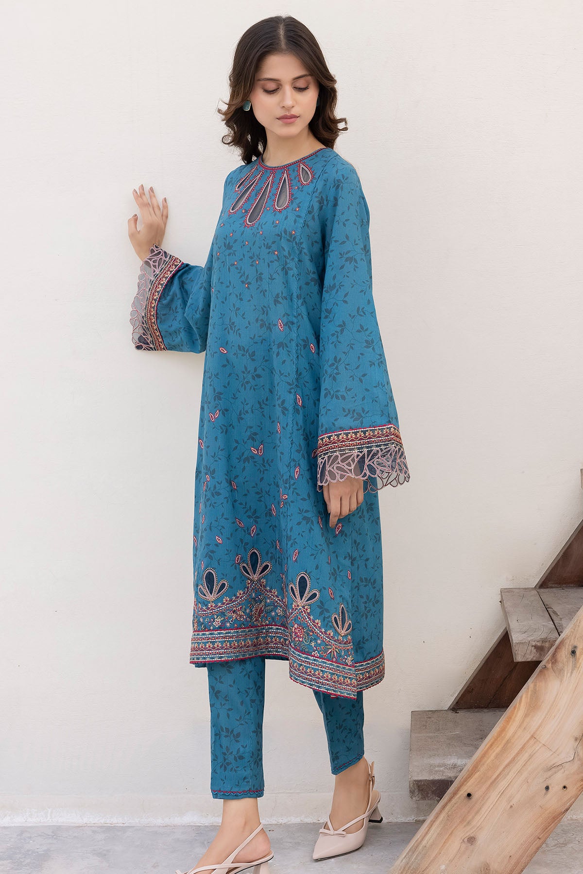 Embroidered Fine Slub RTW-1006