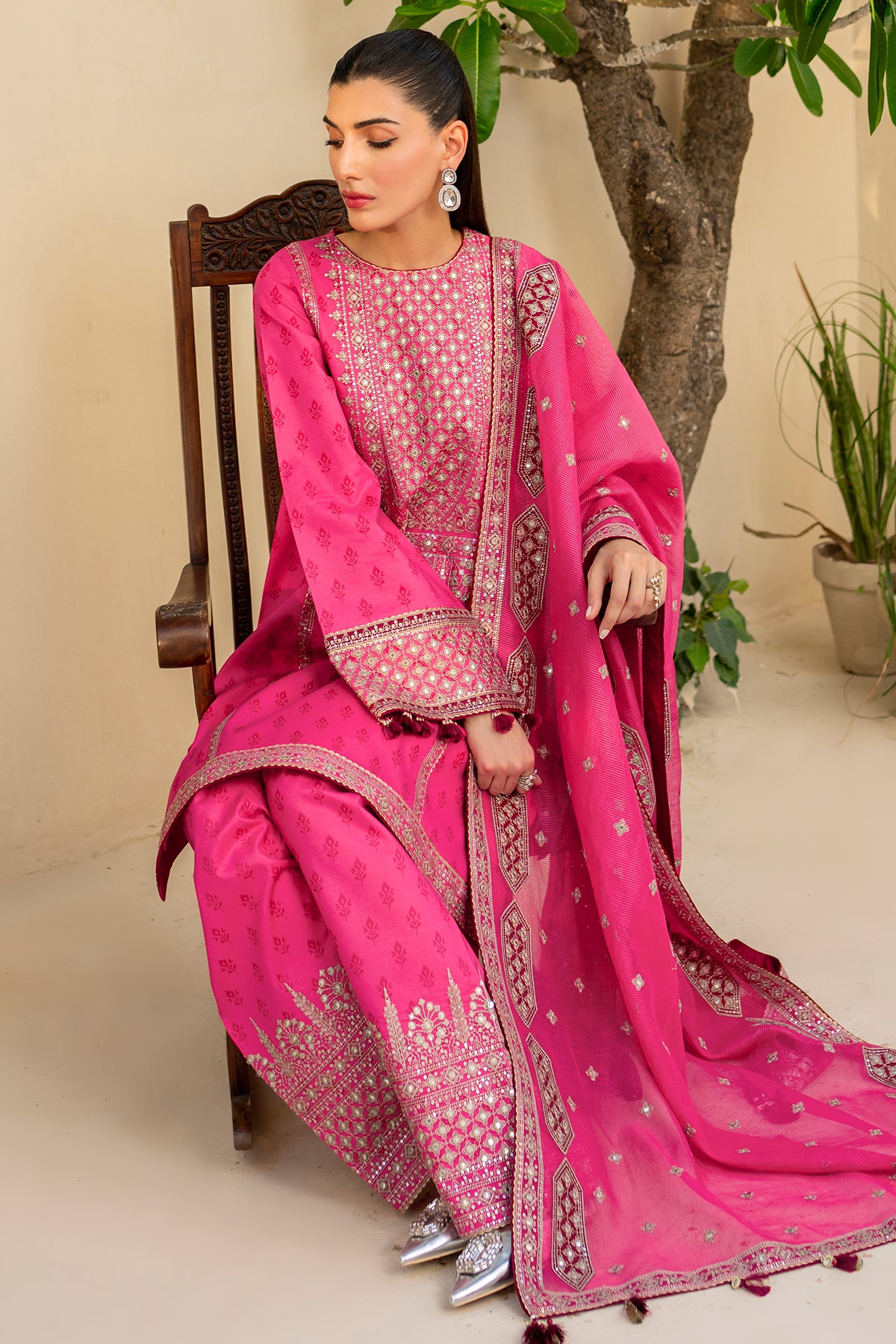 EMBROIDERED LAWN IL-SS24-D3