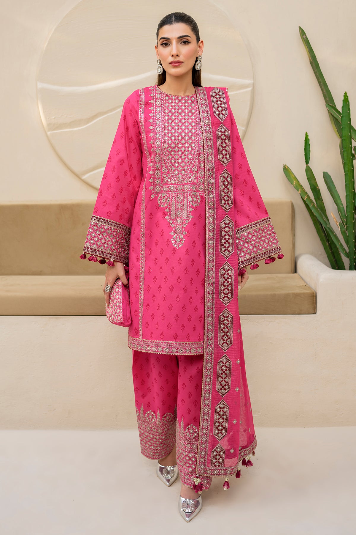 EMBROIDERED LAWN IL-SS24-D3