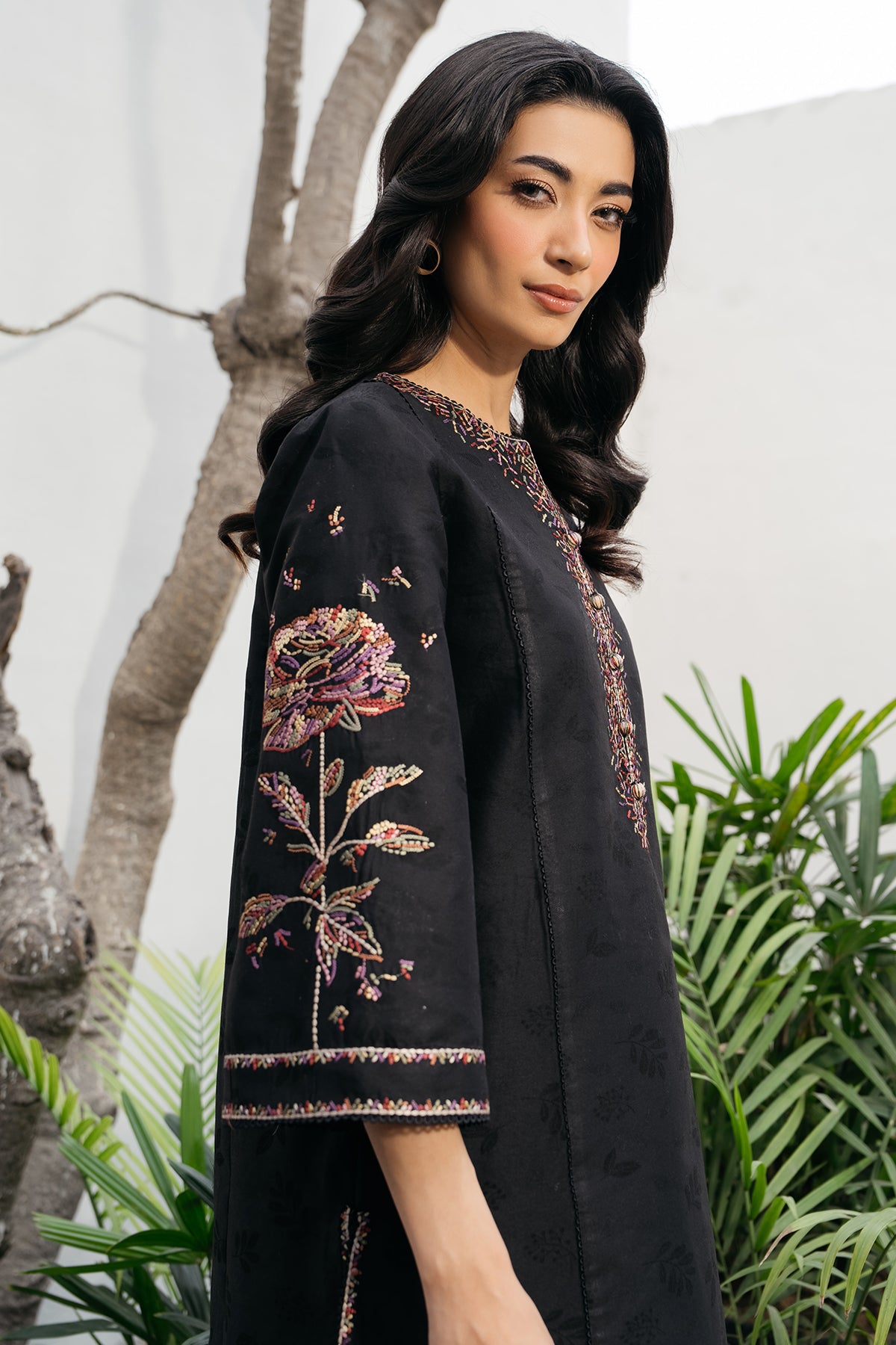 EMBROIDERED JACQUARD LAWN RTW-1221