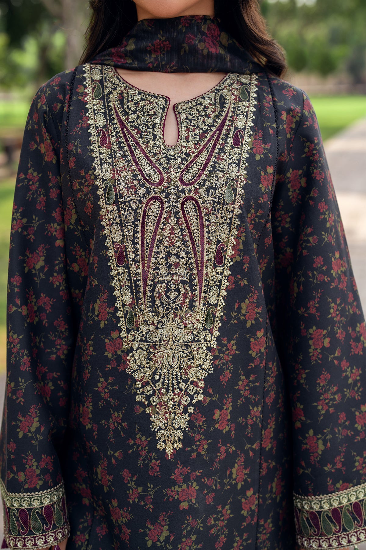 EMBROIDERED PREMIUM VISCOSE DW'24 D5