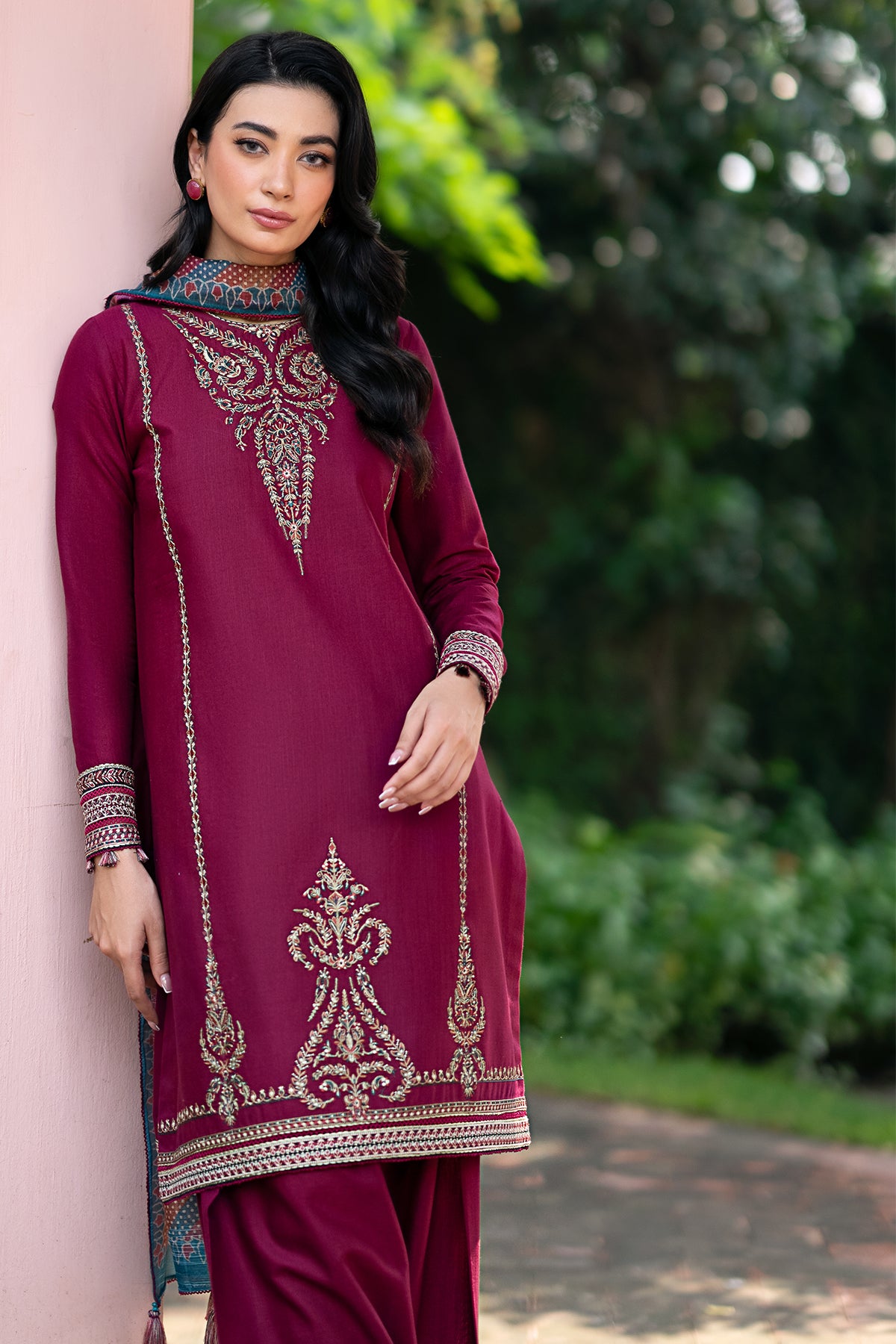 EMBROIDERED KHADDAR UW-0072