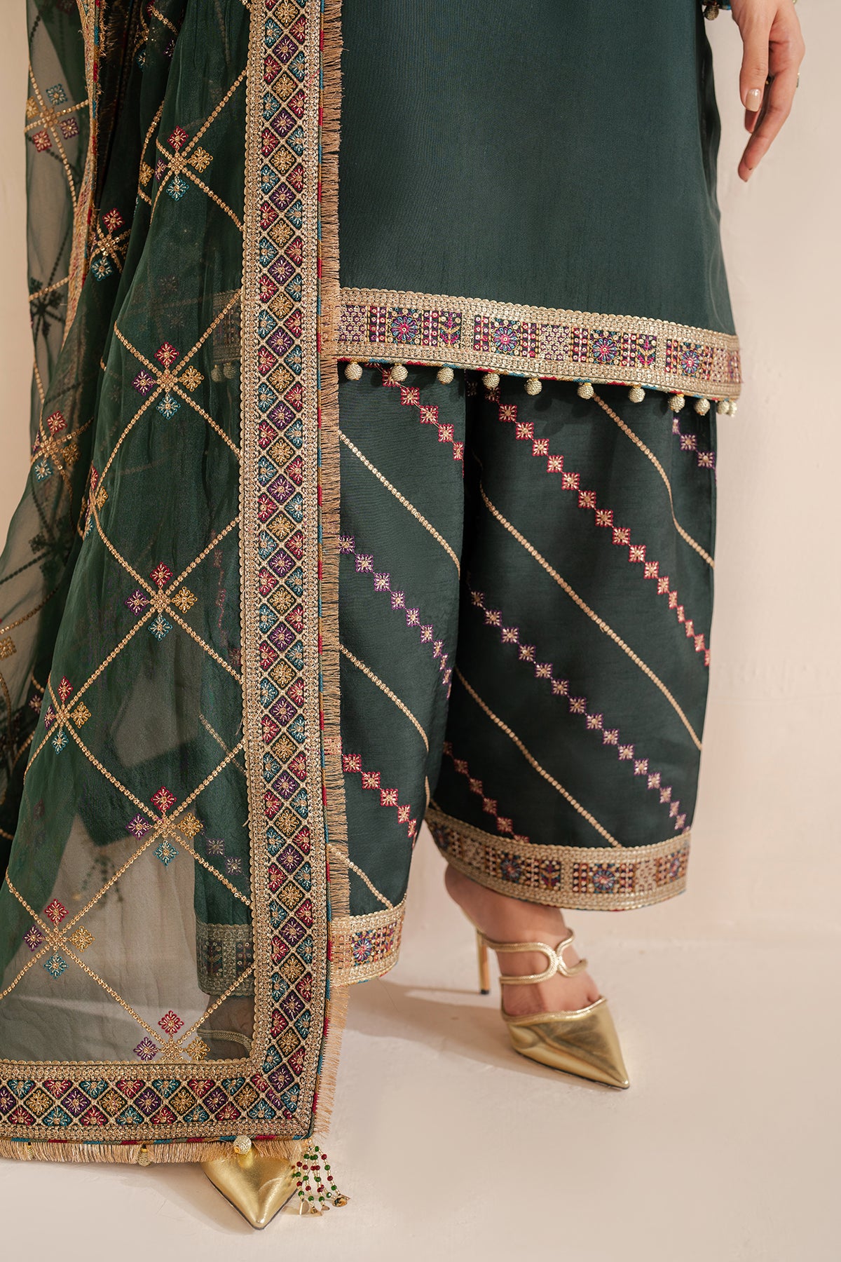 Embroidered Raw Silk UR-7049