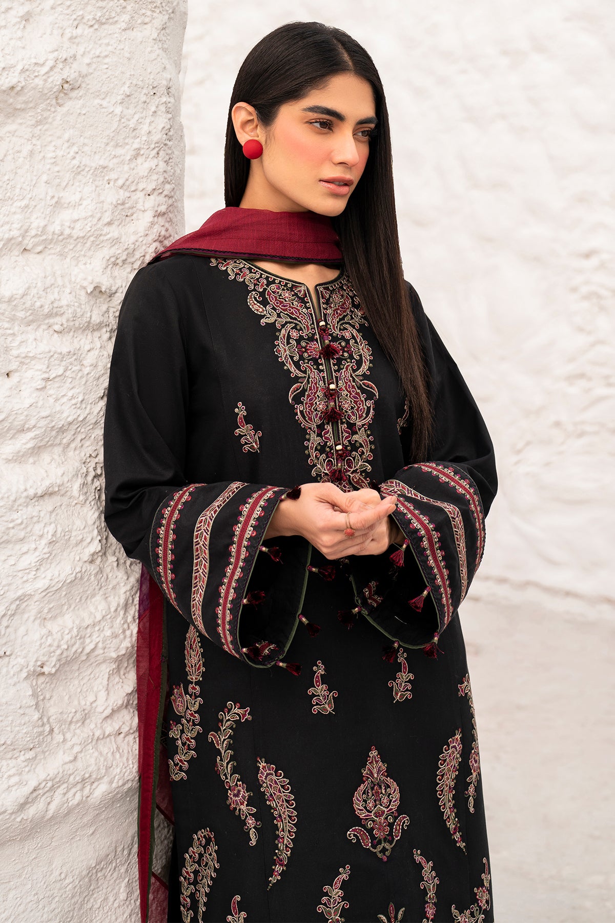 EMBROIDERED LAWN USE-9130