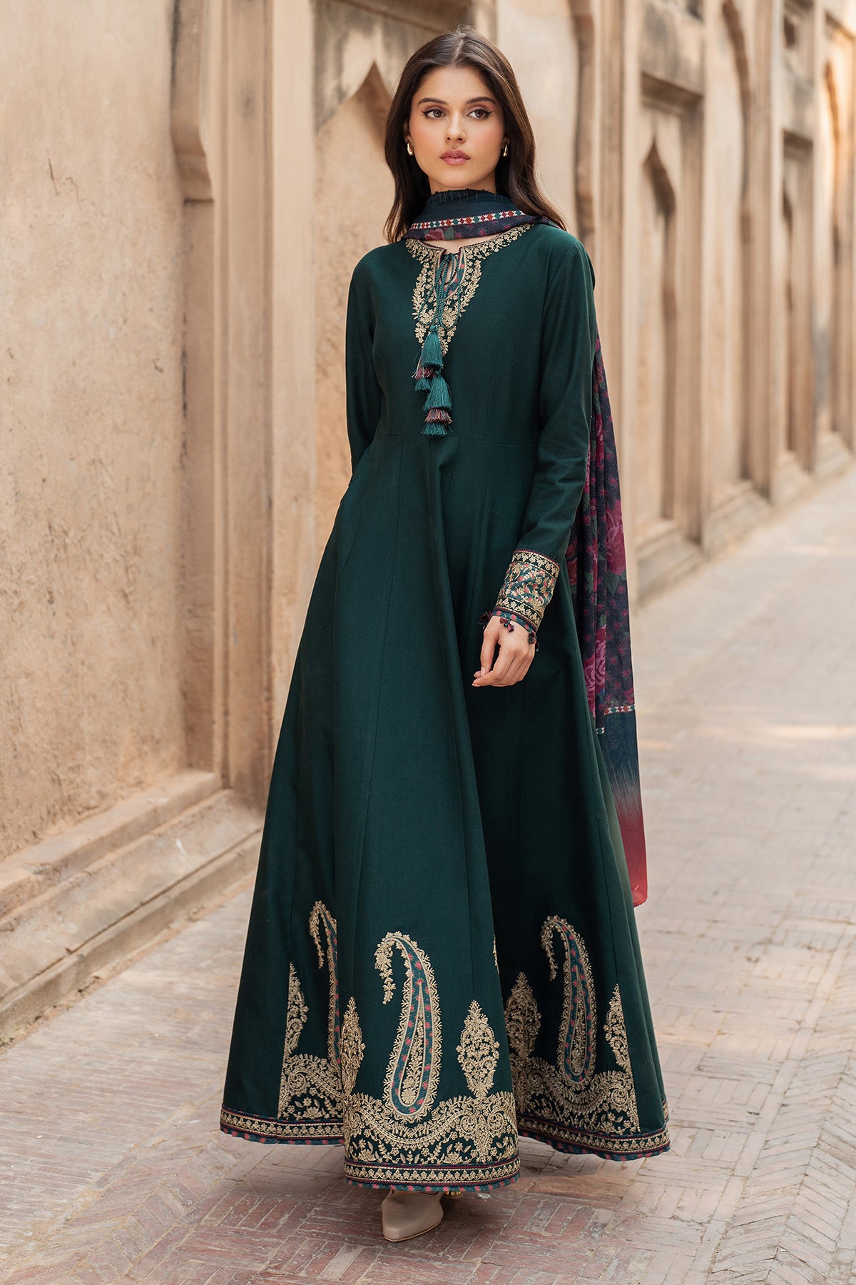 EMBROIDERED SLUB KHADDAR DW'24 D7