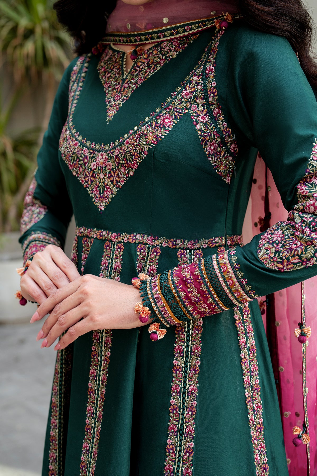 Embroidered Luxury Lawn SL25-D1