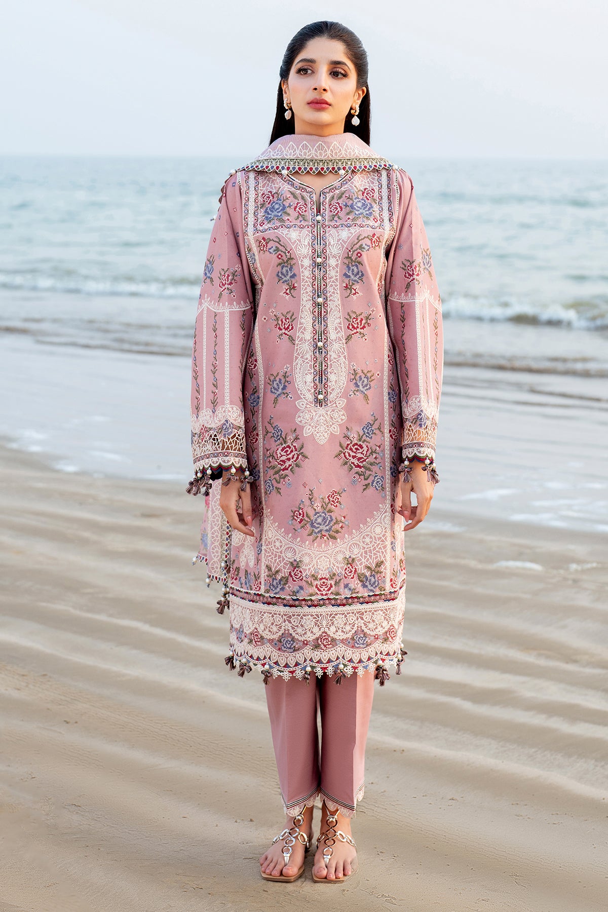 Embroidered Luxury Lawn SL25-D2