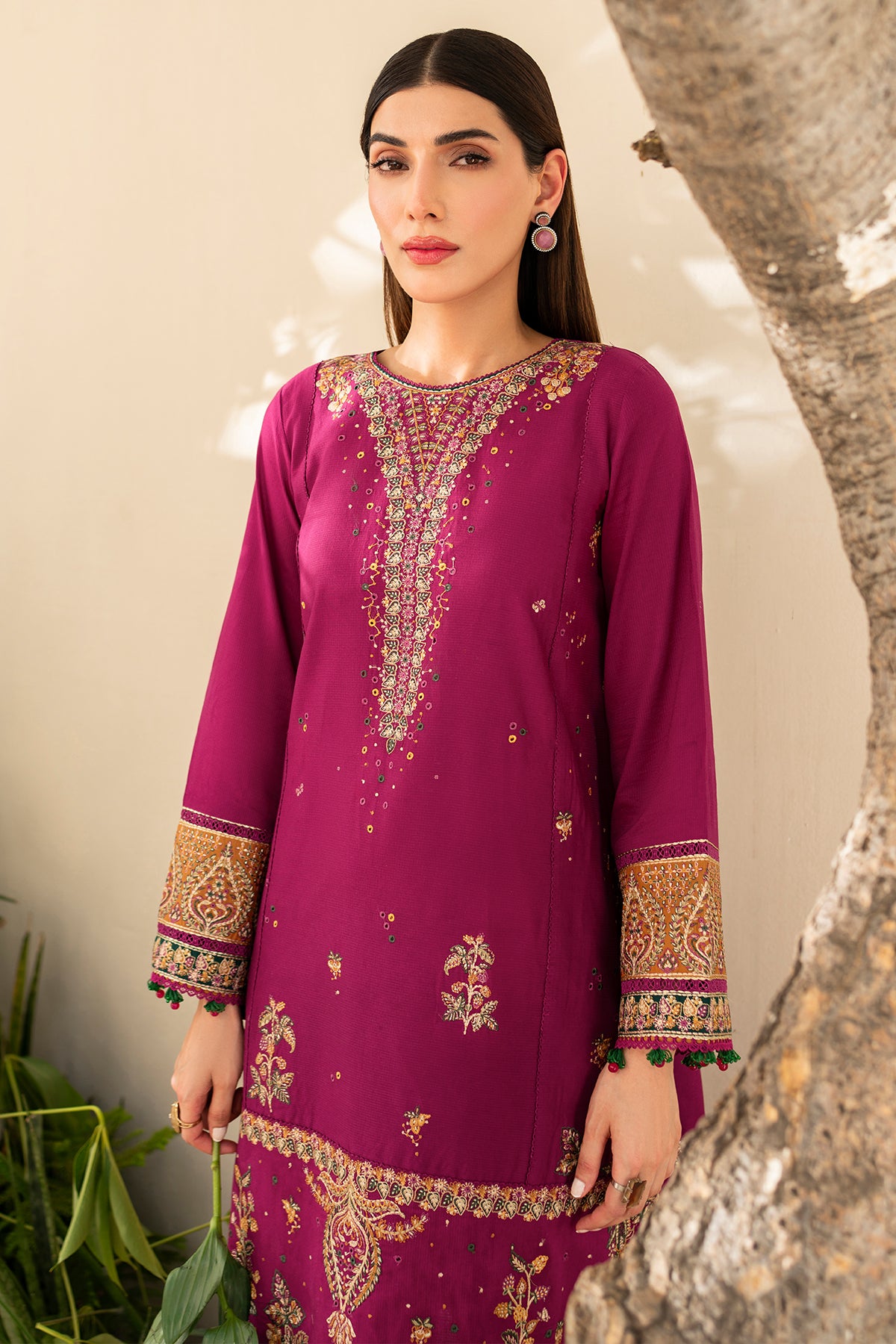 EMBROIDERED LAWN IL-SS24-D10