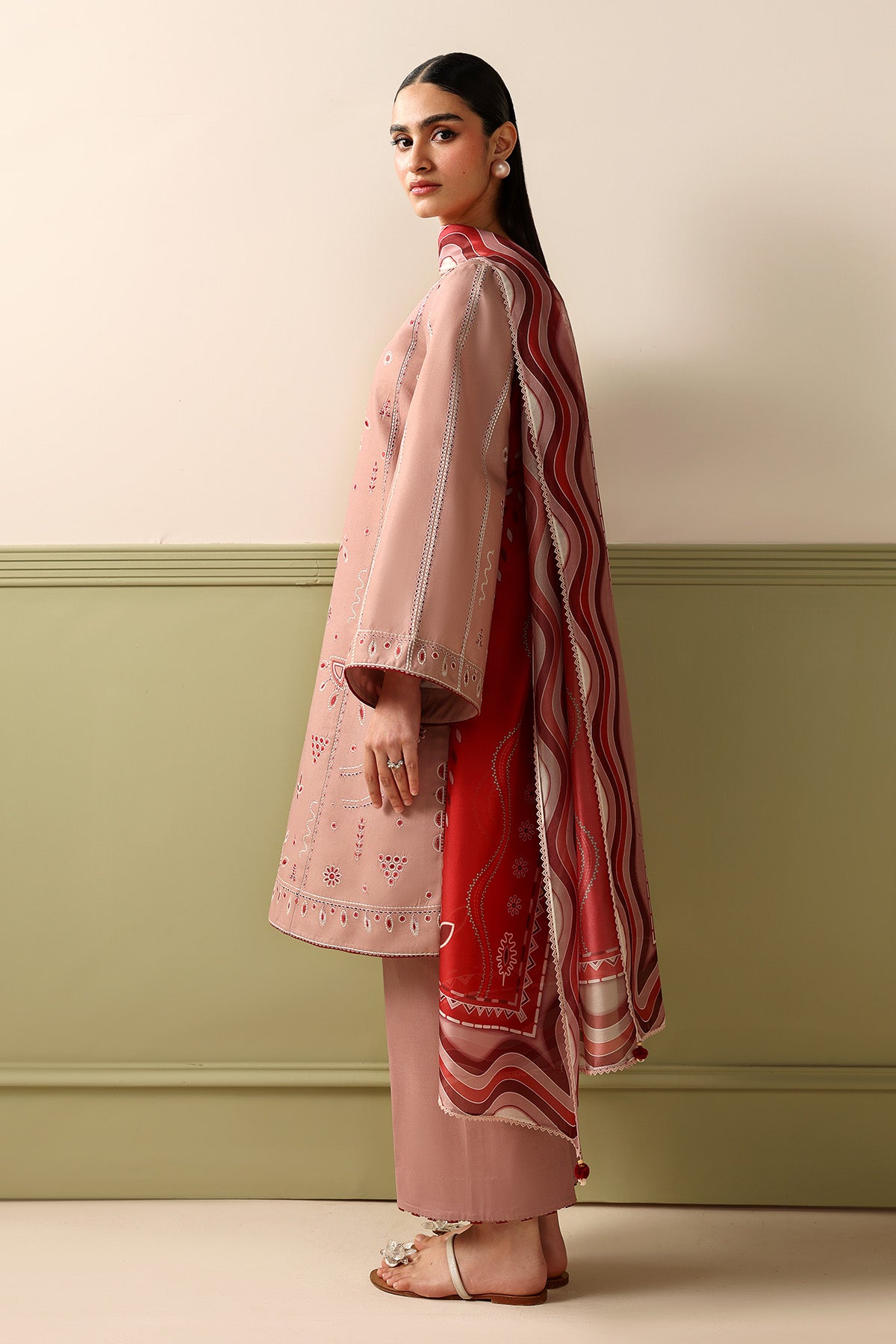 EMBROIDERED LAWN USE-9333