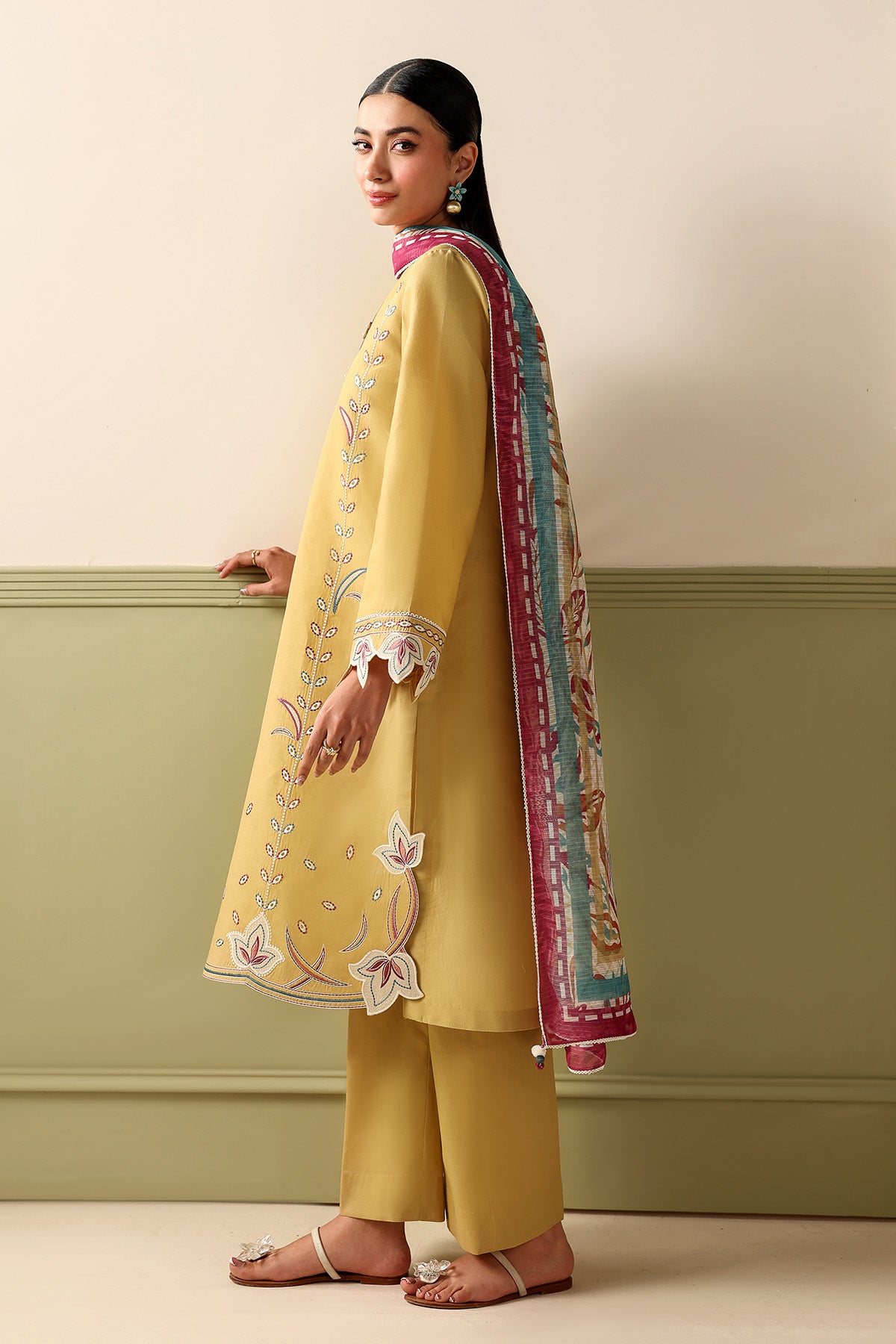 EMBROIDERED LAWN USE-9356
