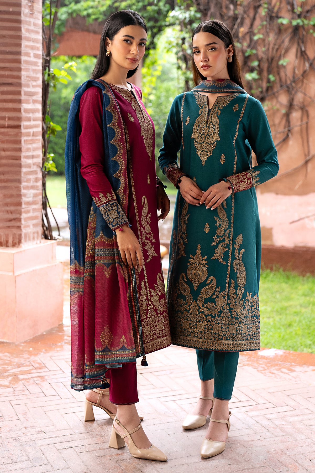 EMBROIDERED KHADDAR UW-0069