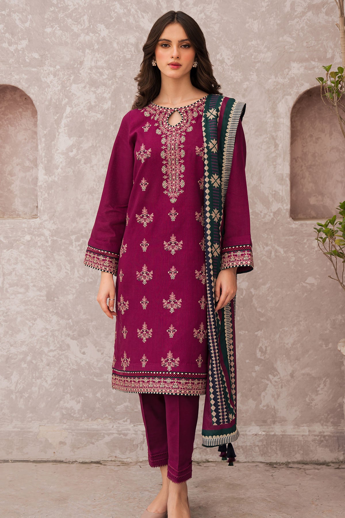 EMBROIDERED SLUB KHADDAR UW-0086