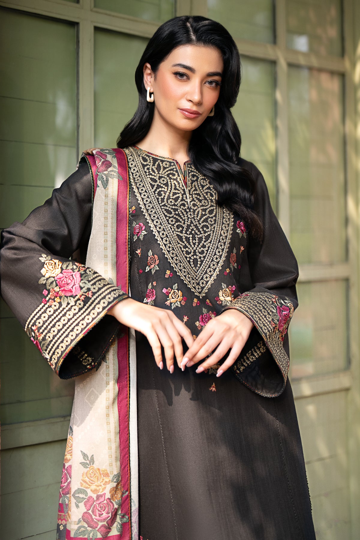 EMBROIDERED KHADDAR RTW-1137