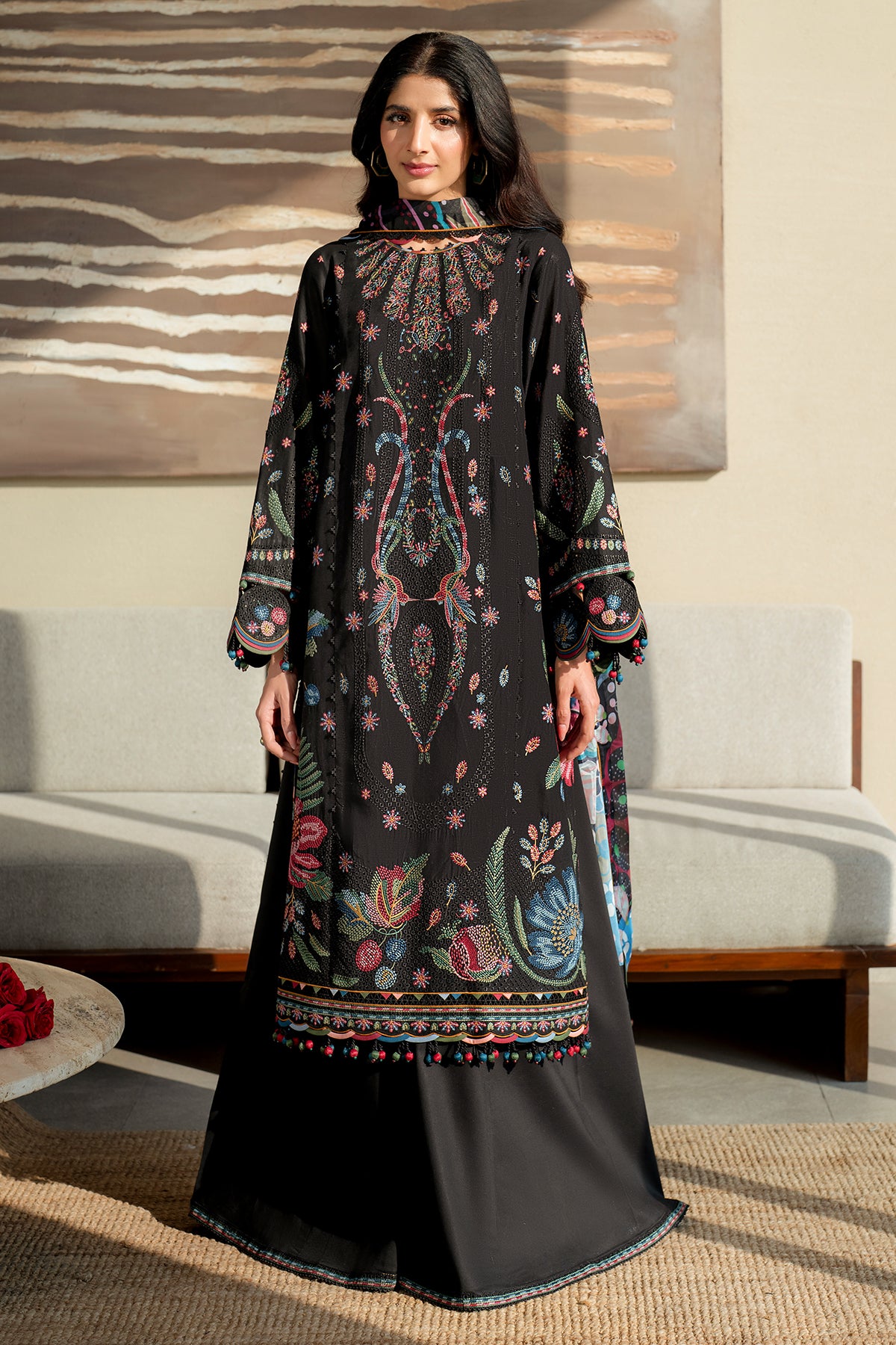 Embroidered Luxury Lawn SL25-D10