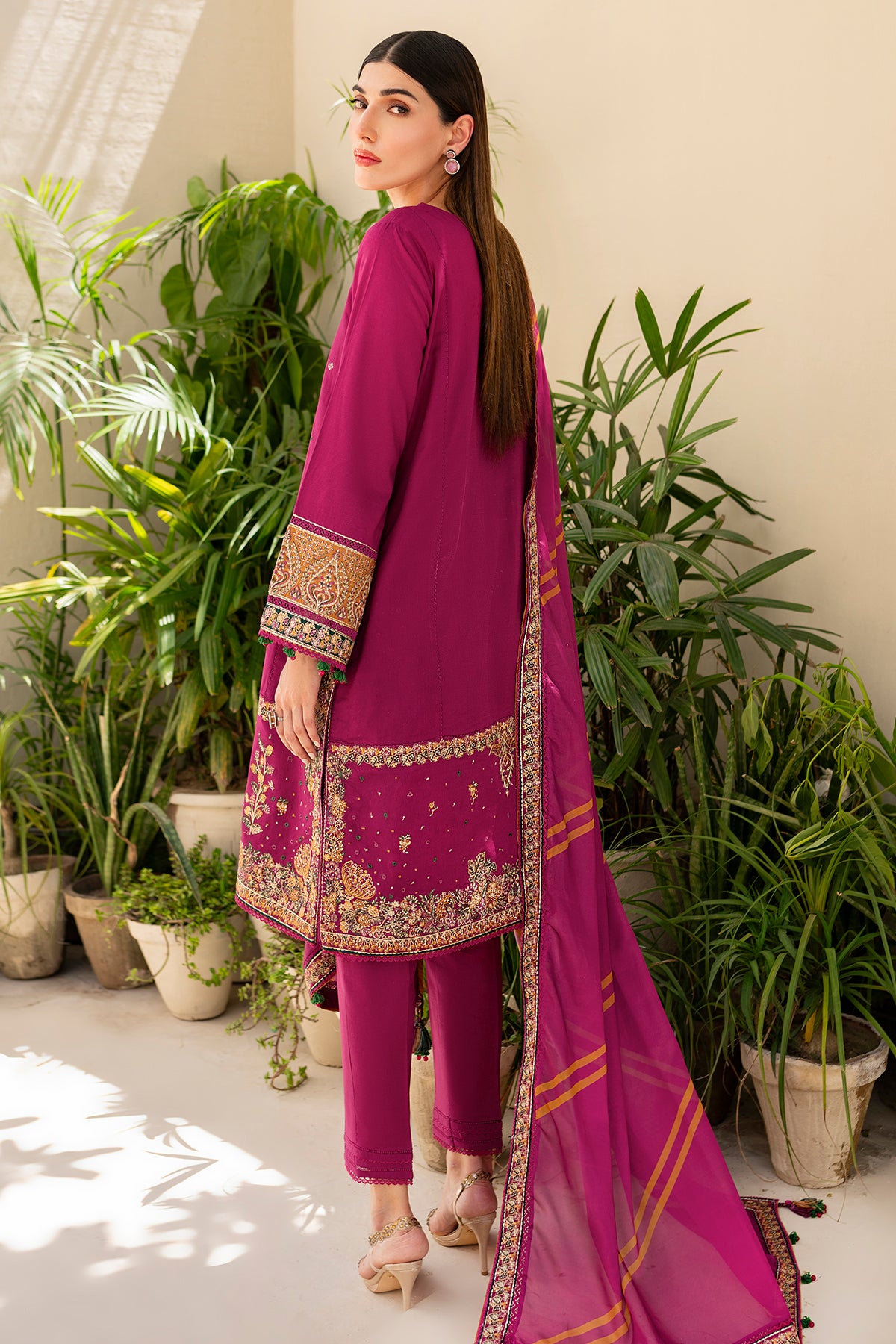 EMBROIDERED LAWN IL-SS24-D10