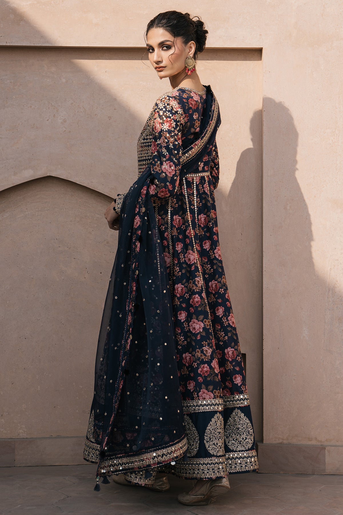 Embroidered Luxury Lawn SL24-D1