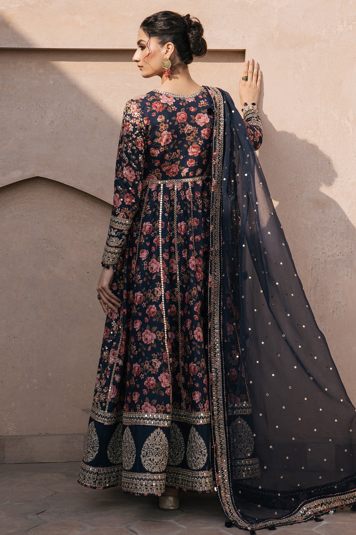 Embroidered Luxury Lawn SL24-D1