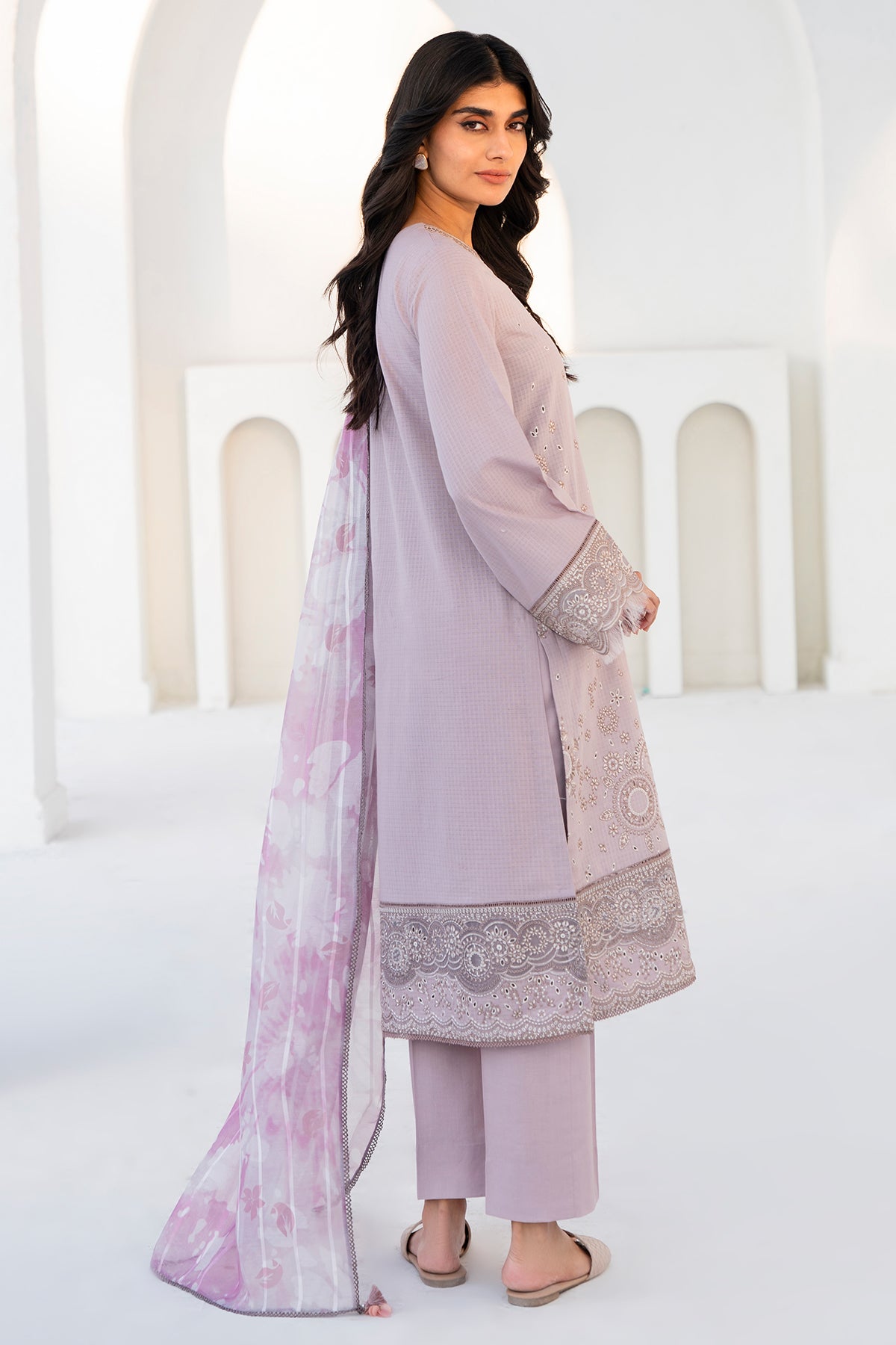 Embroidered Lawn RTW-1077