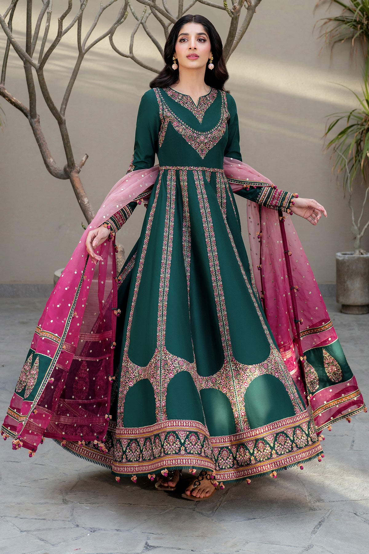 Embroidered Luxury Lawn SL25-D1