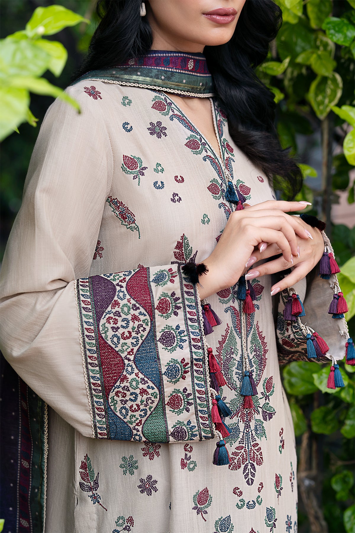 EMBROIDERED KHADDAR UW-0059