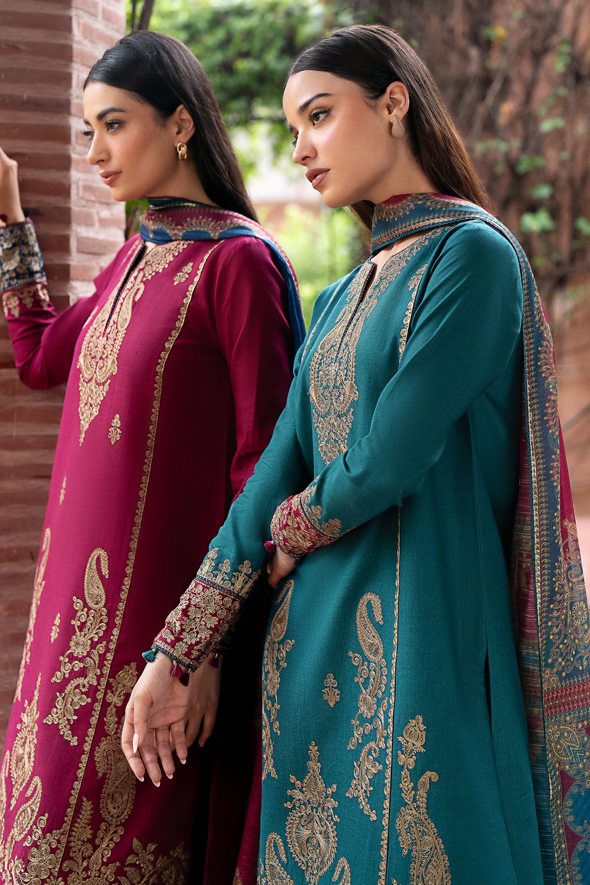 EMBROIDERED KHADDAR UW-0069