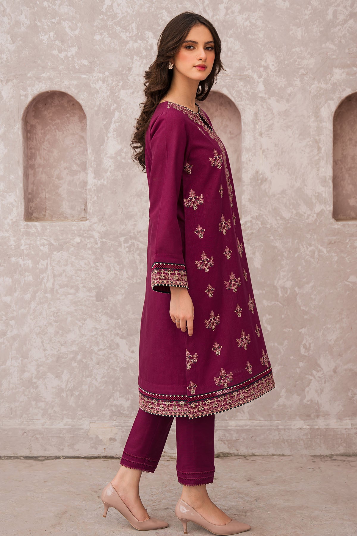 EMBROIDERED SLUB KHADDAR UW-0086