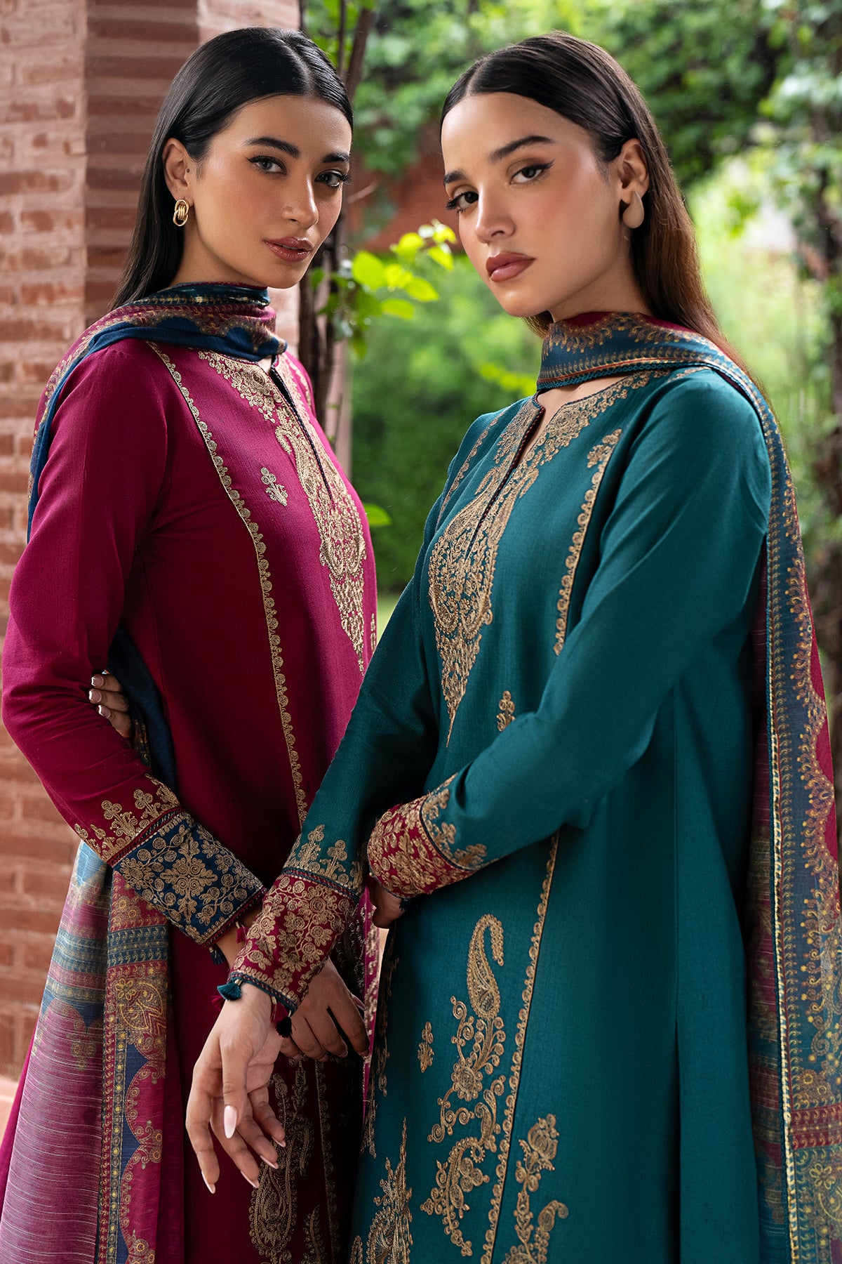 EMBROIDERED KHADDAR UW-0070