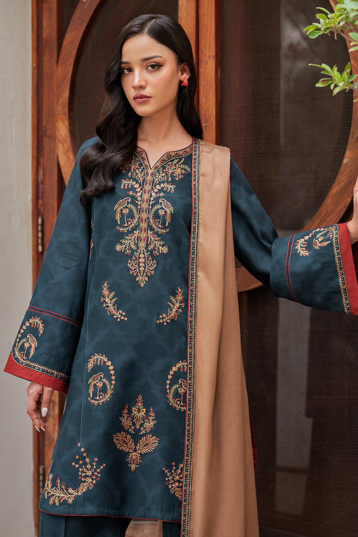 EMBROIDERED JACQUARD KHADDAR UW-0116