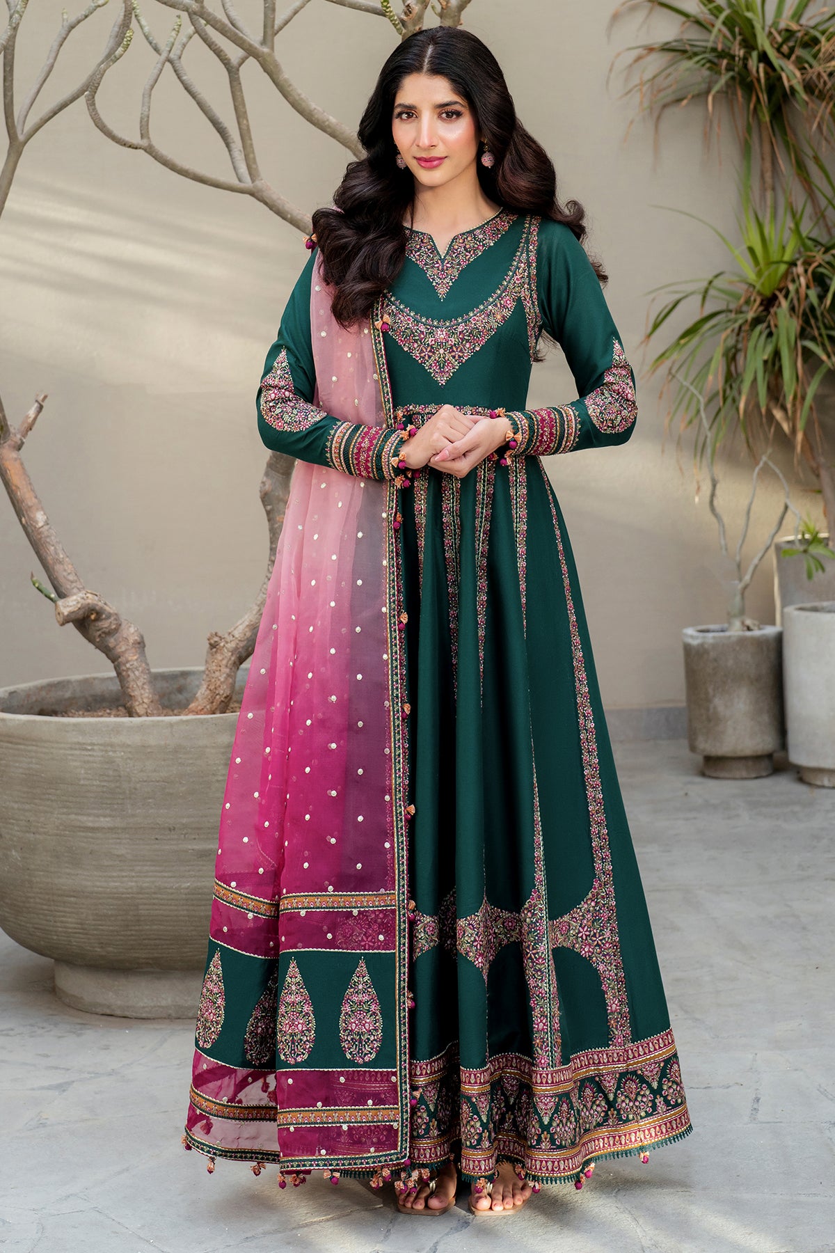 Embroidered Luxury Lawn SL25-D1