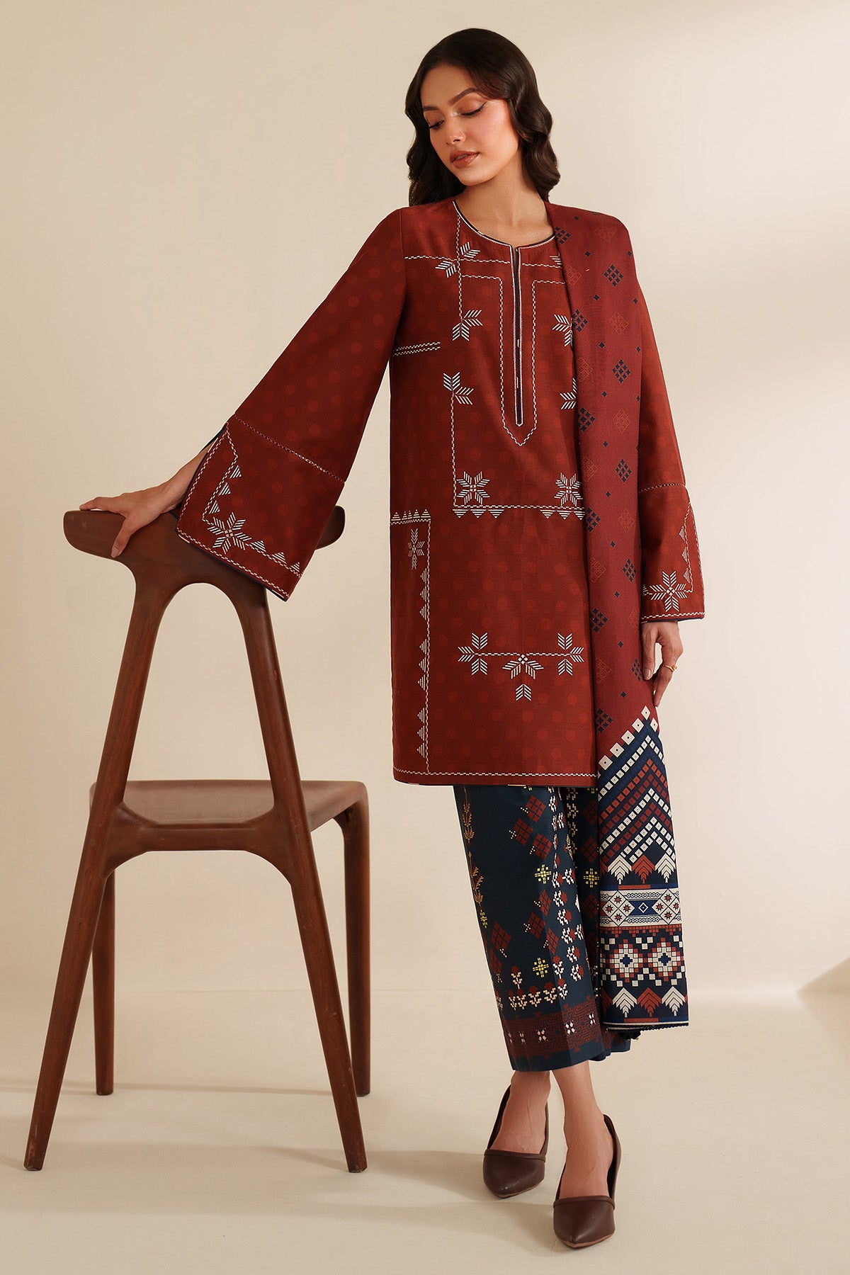 EMBROIDERED PREMIUM VISCOSE UW-0194