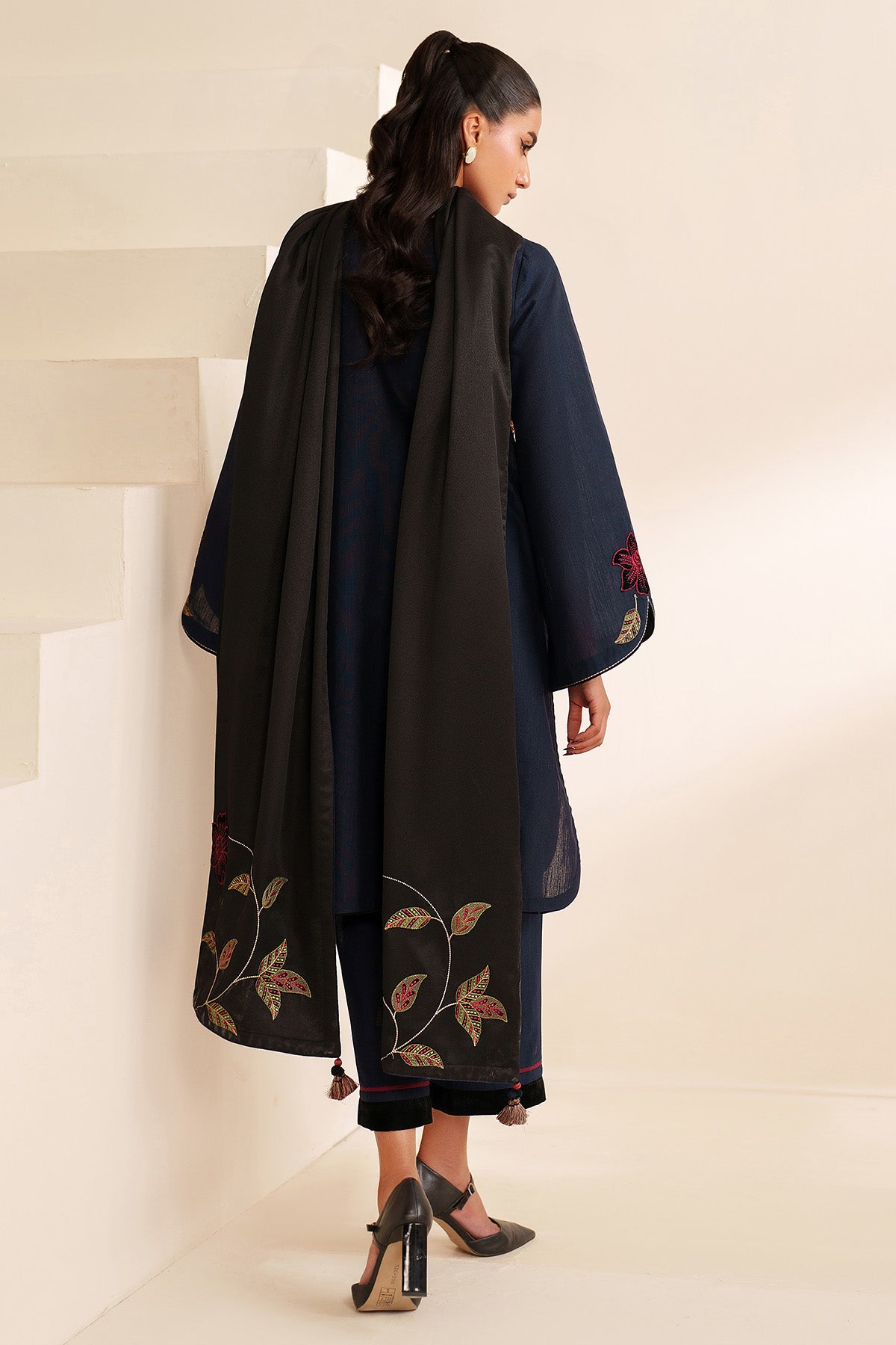 EMBROIDERED KHADDAR UW-0216